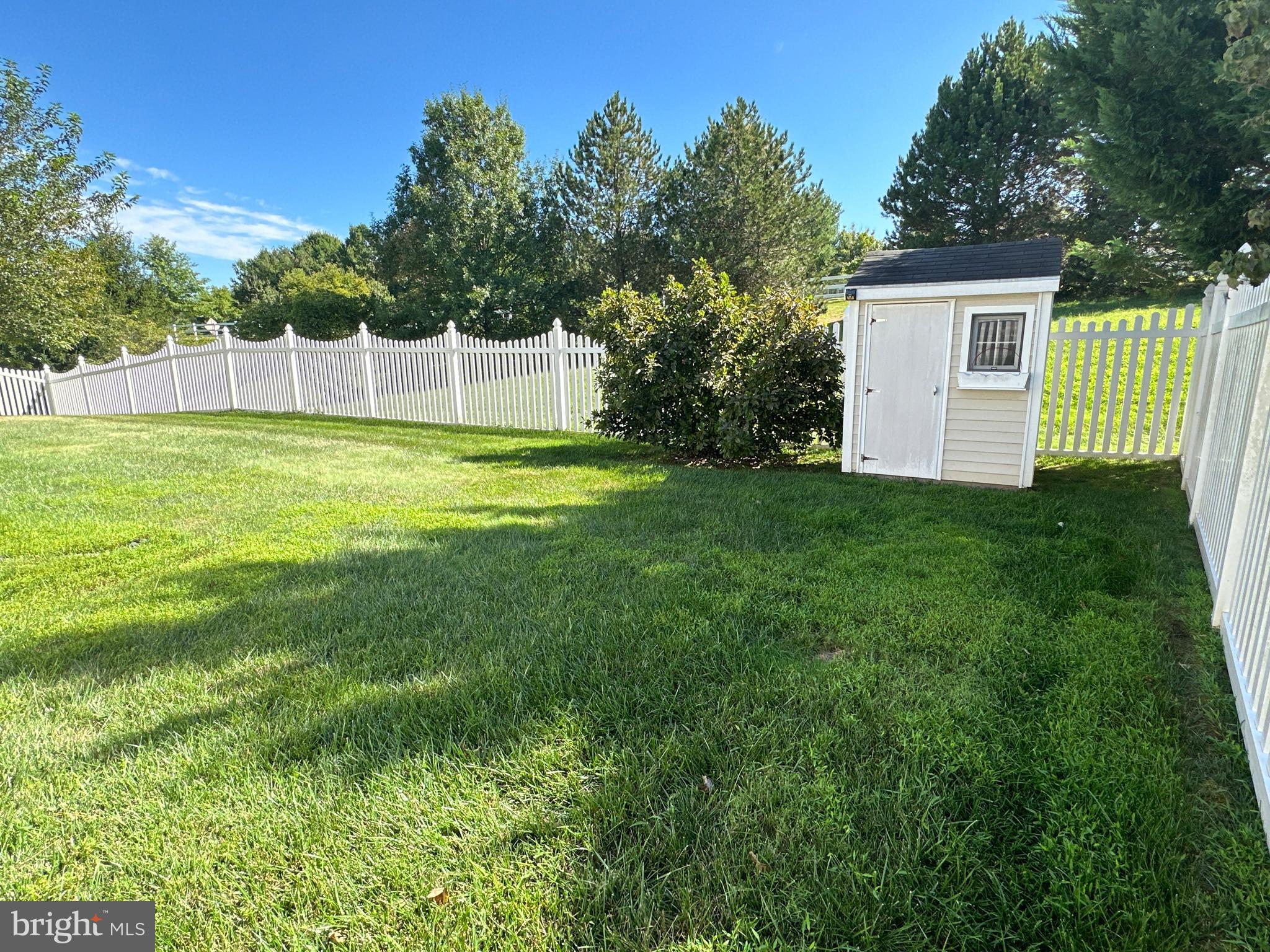 HOYLES MILL VILLAGE - Residential Lease