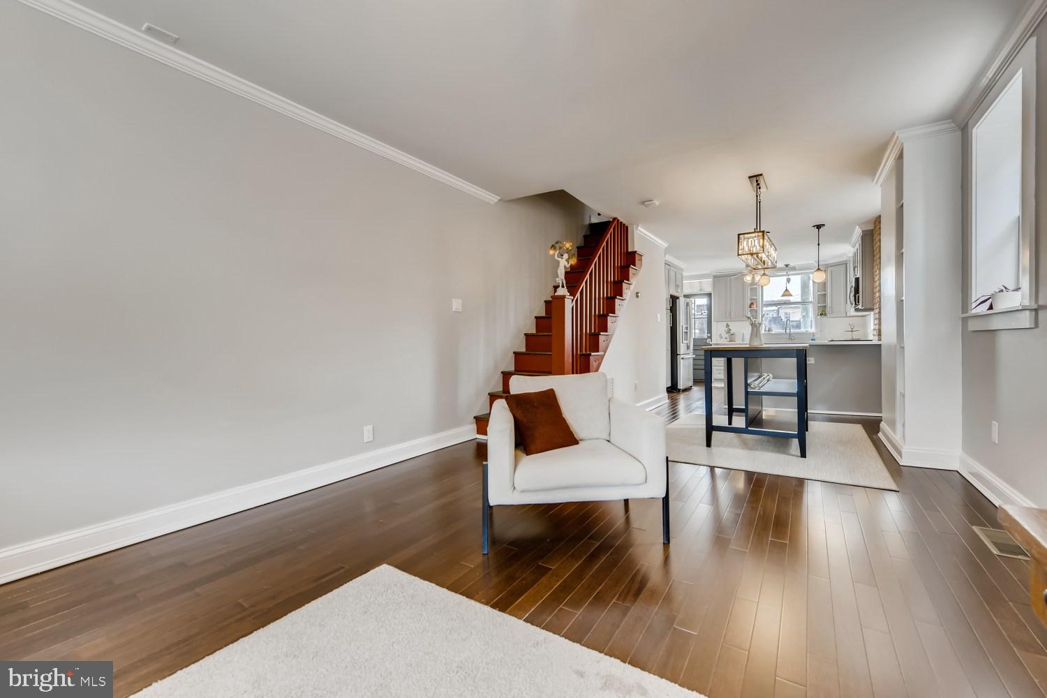 HIGHLANDTOWN - Residential