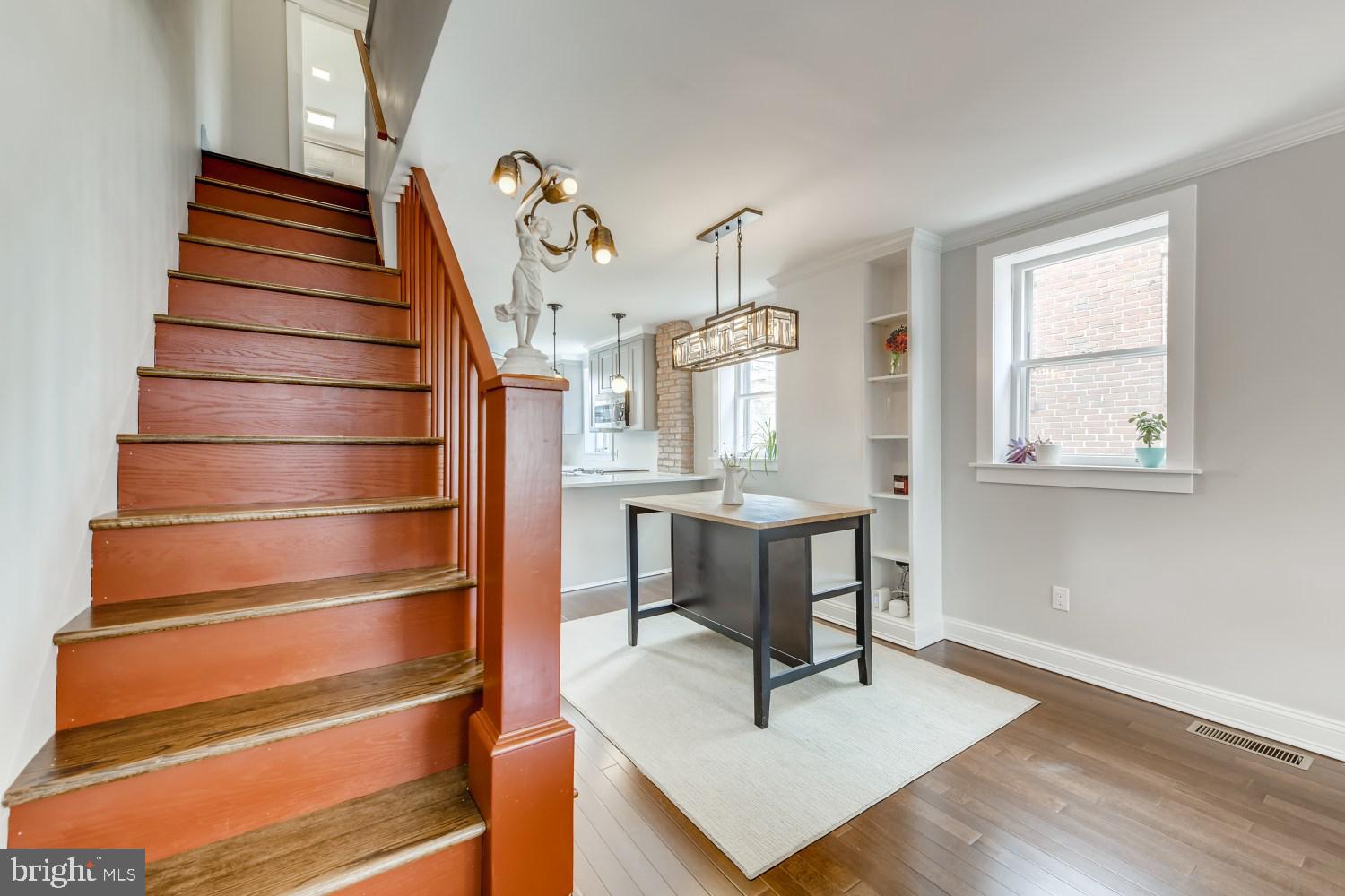 HIGHLANDTOWN - Residential