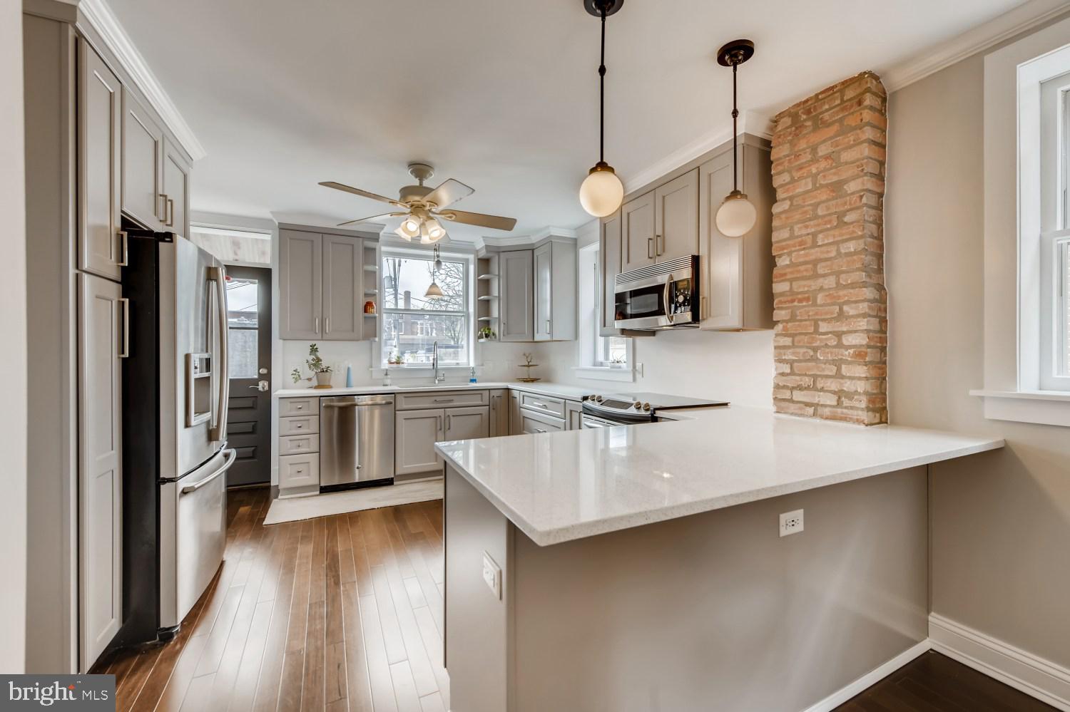 HIGHLANDTOWN - Residential