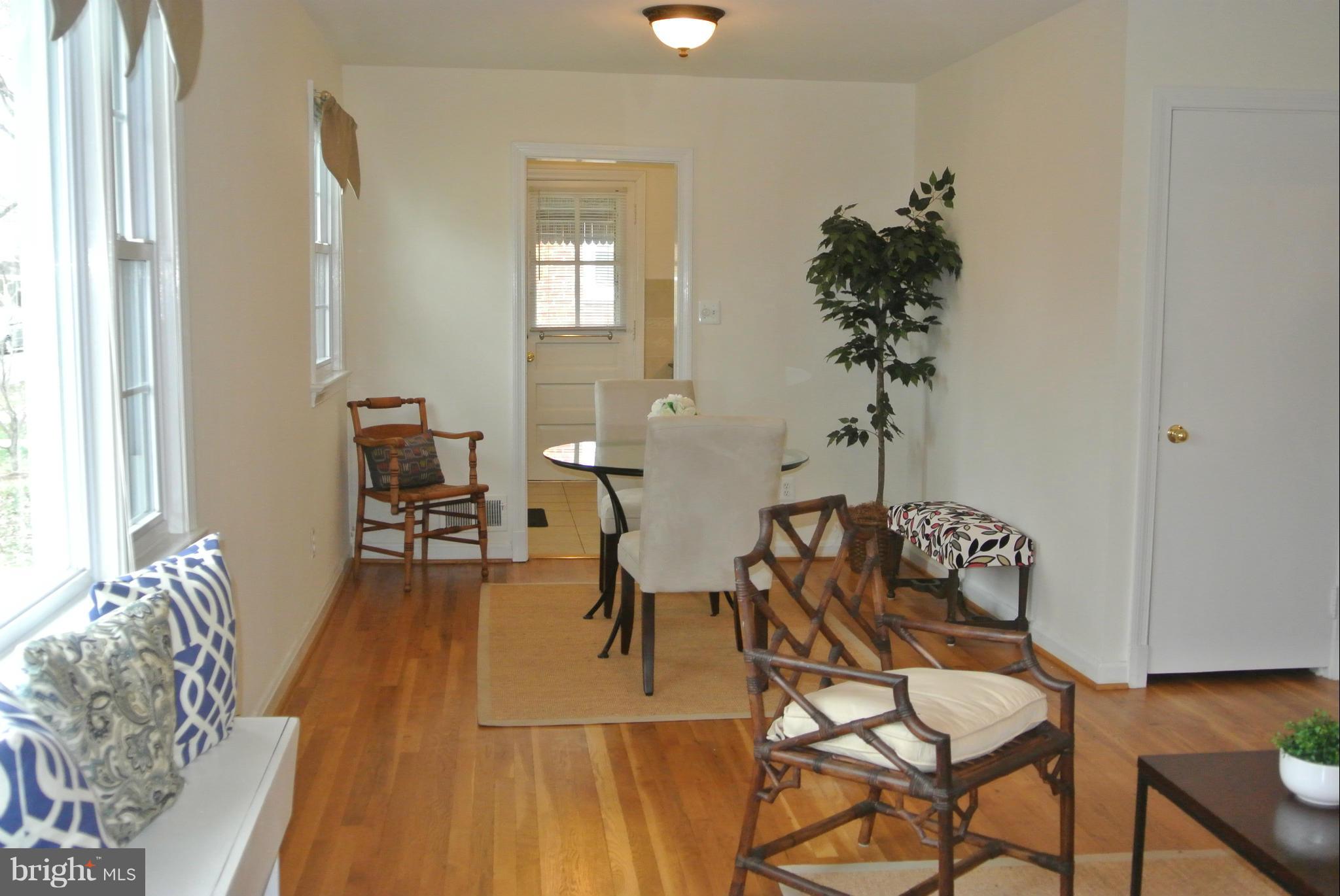 GEORGETOWN VILLAGE - Residential Lease