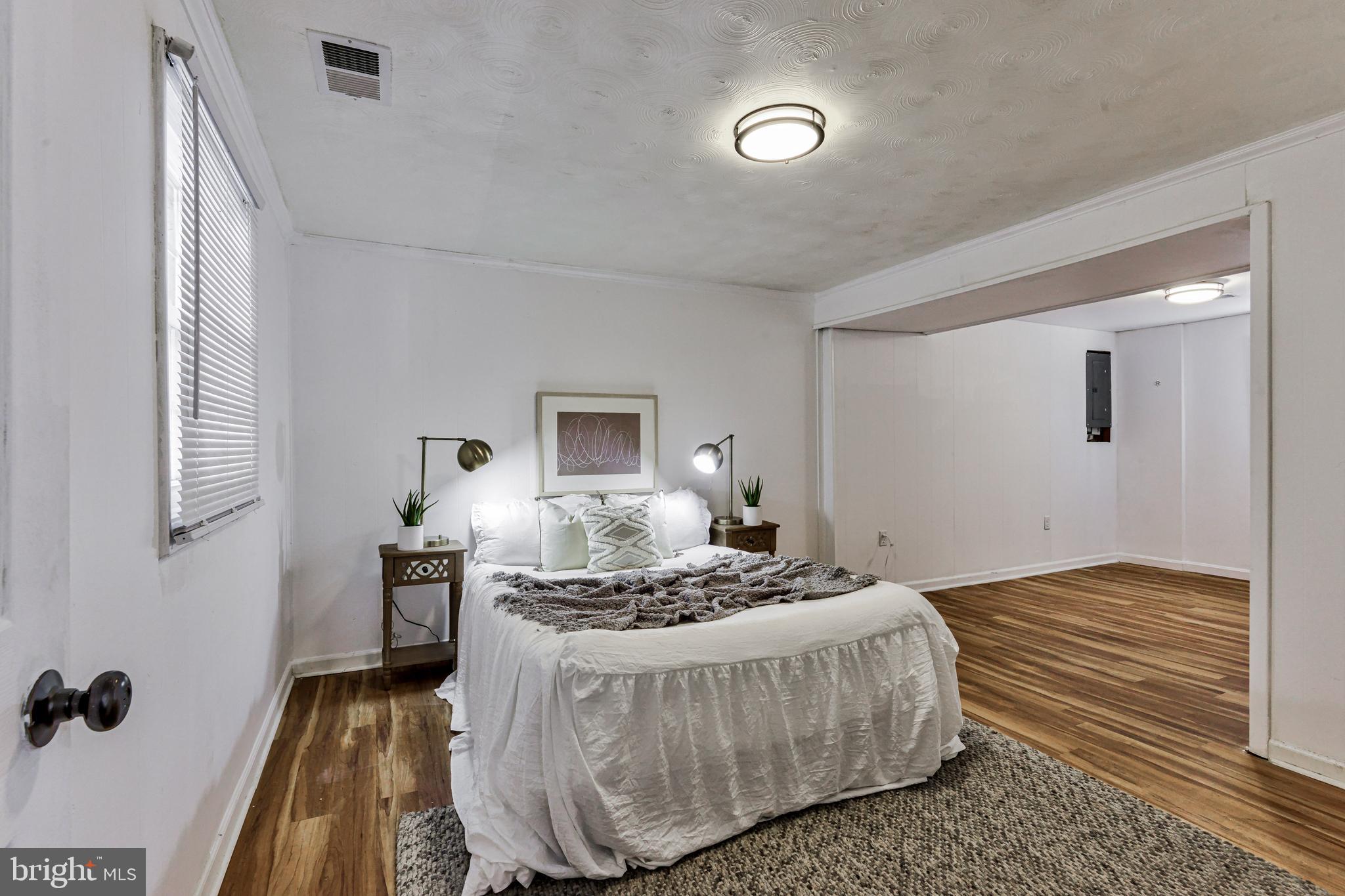 PASADENA - Residential