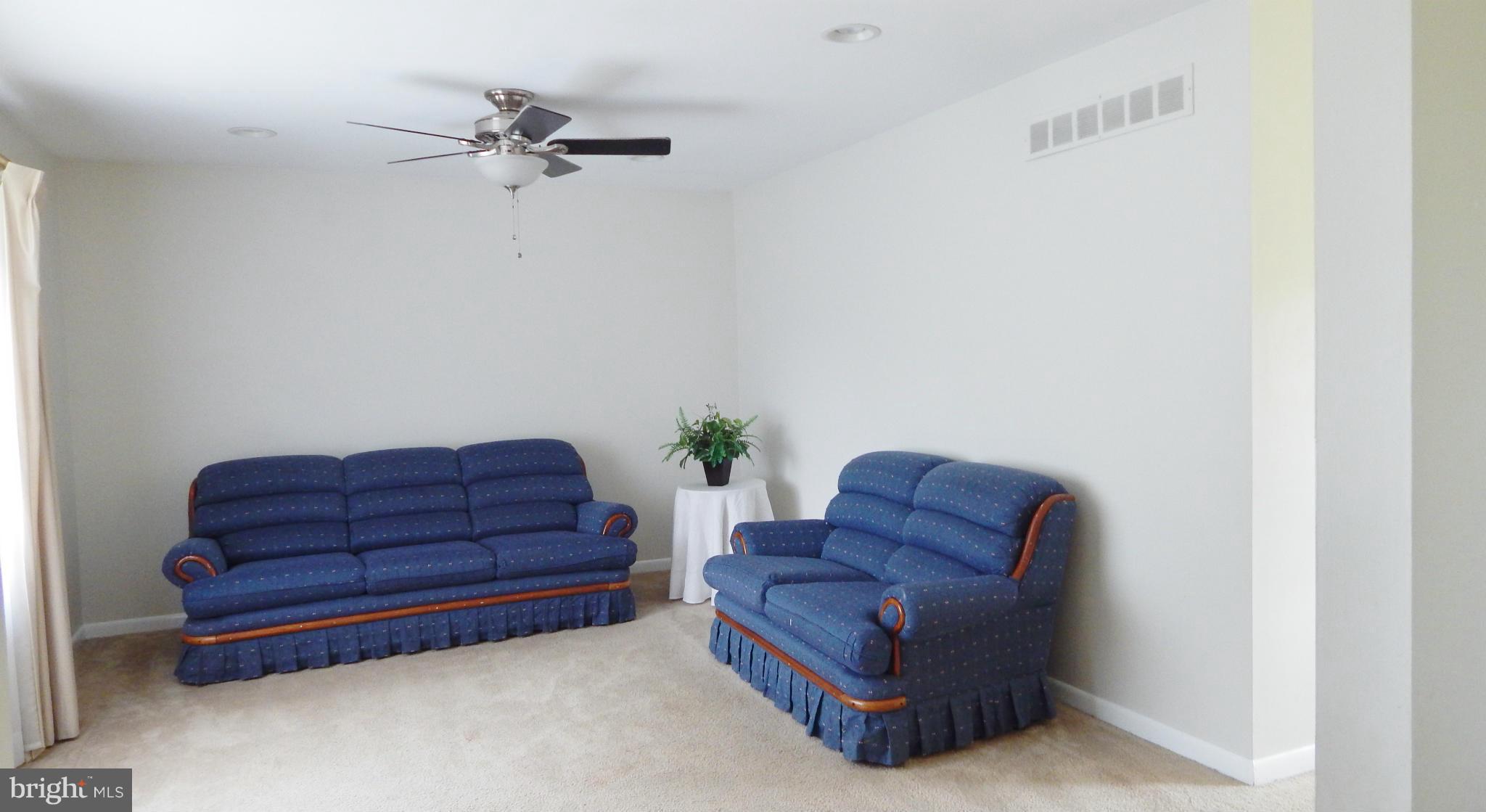 ELMHURST - Residential