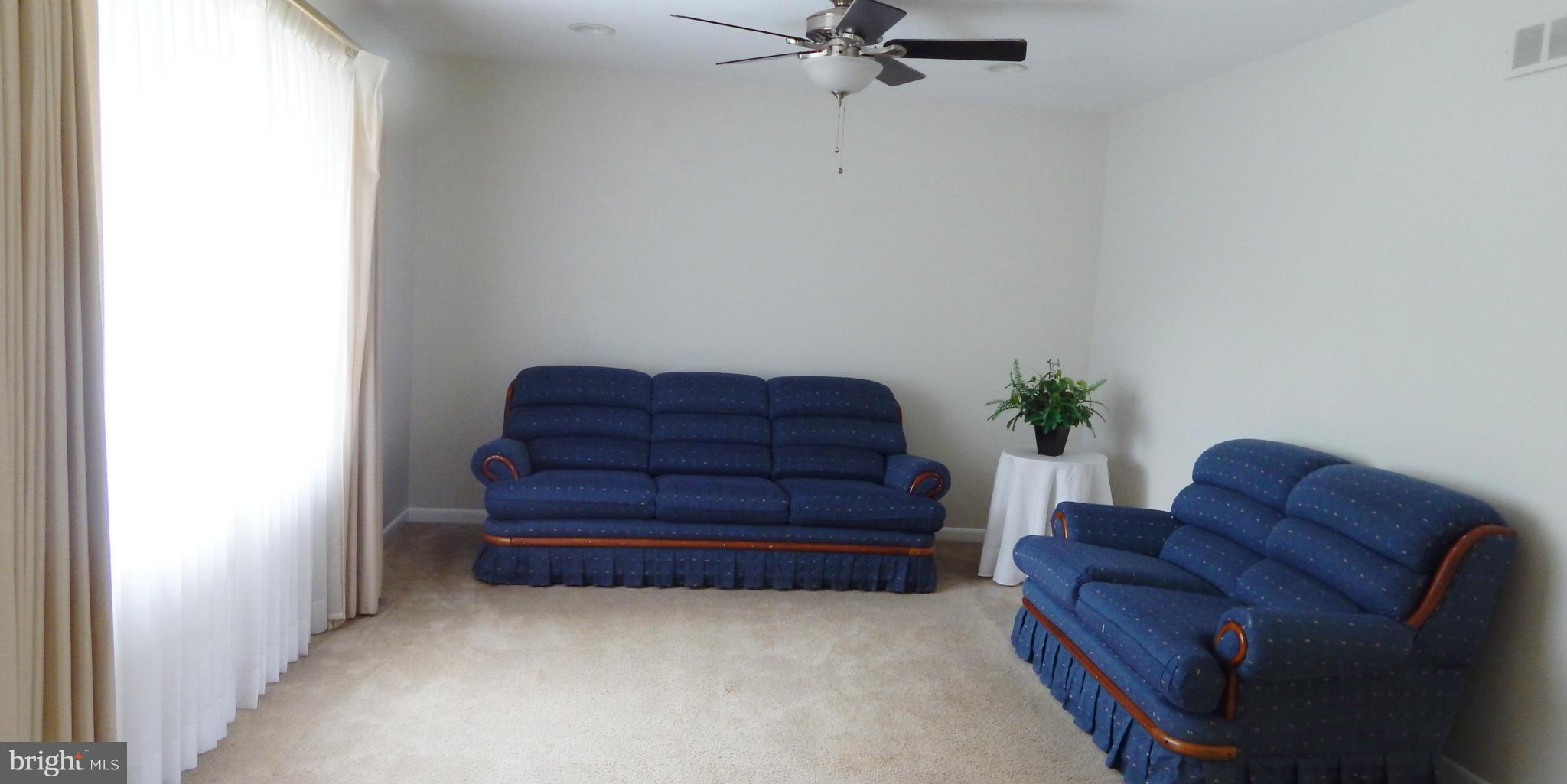 ELMHURST - Residential