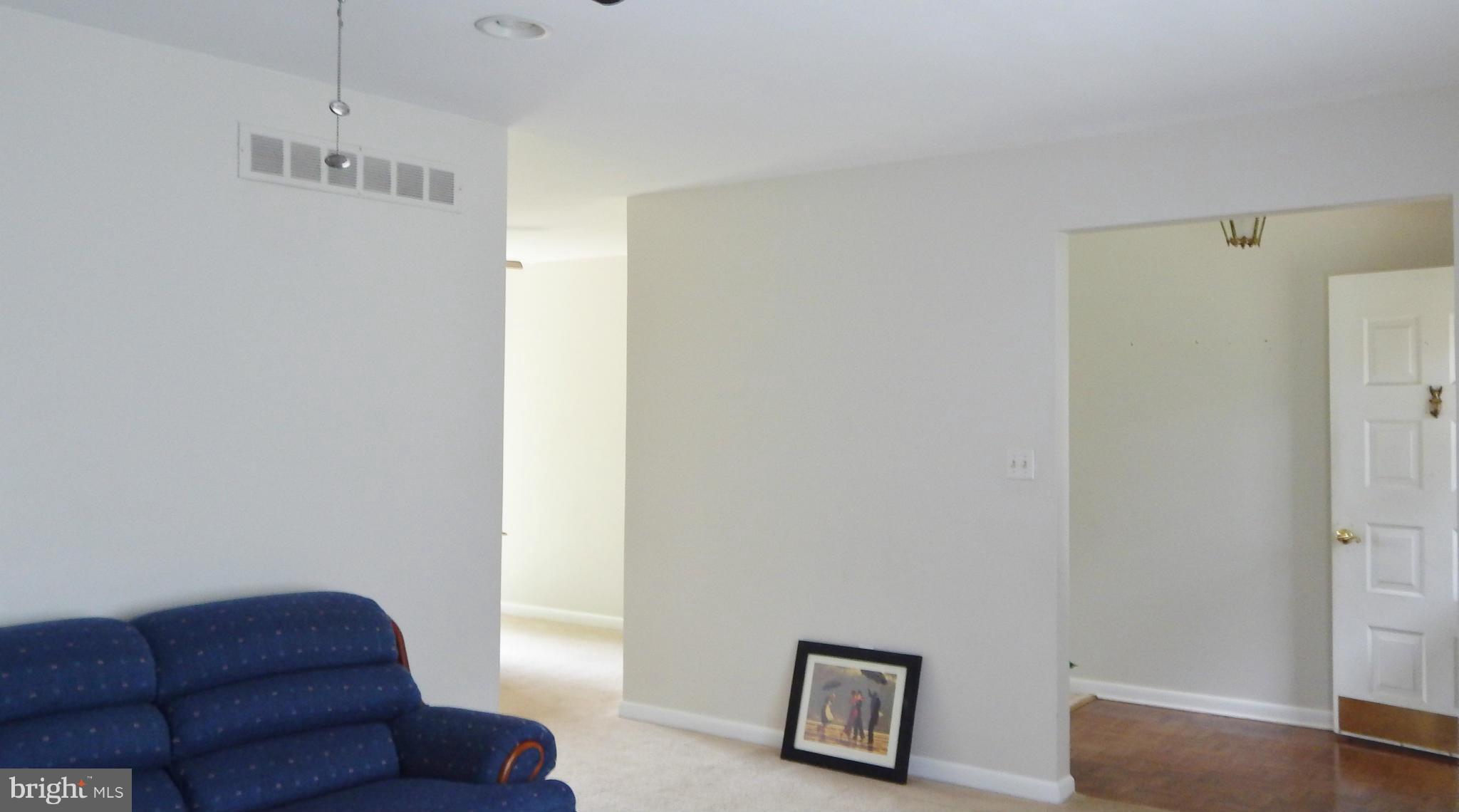 ELMHURST - Residential