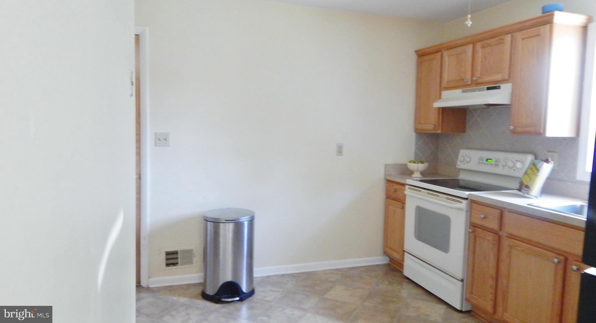 ELMHURST - Residential