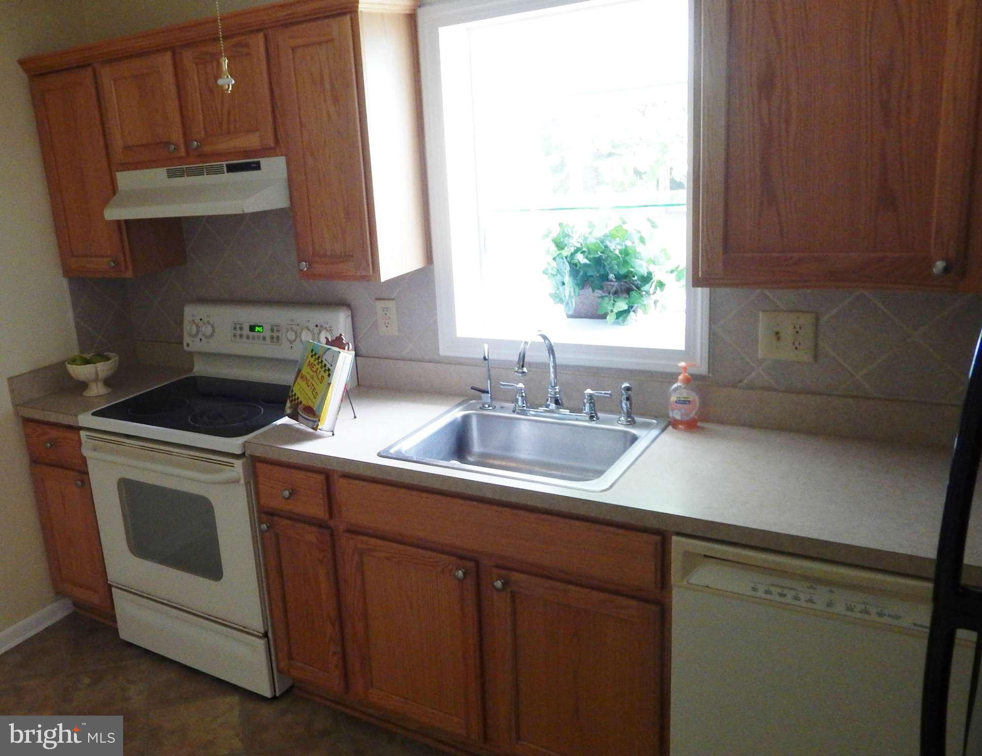 ELMHURST - Residential