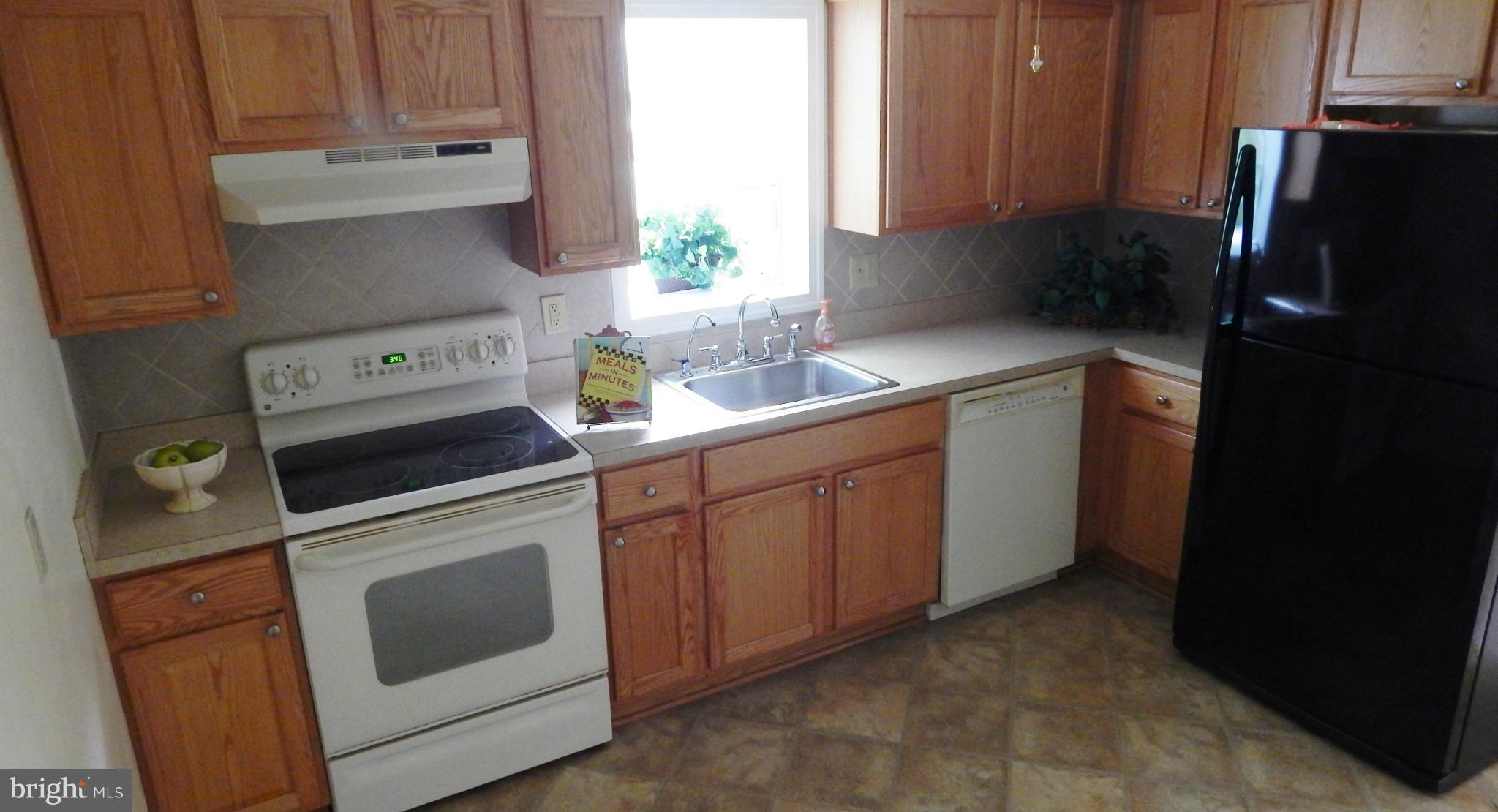 ELMHURST - Residential