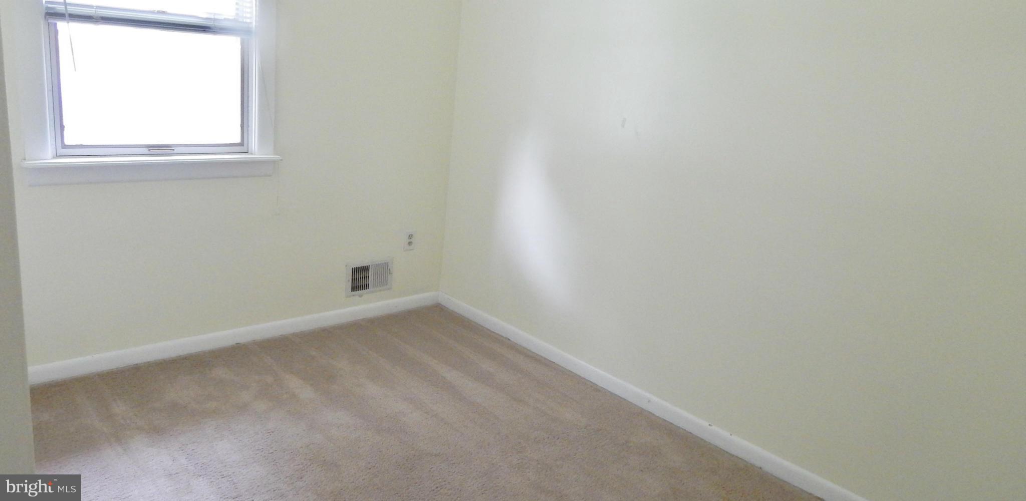 ELMHURST - Residential