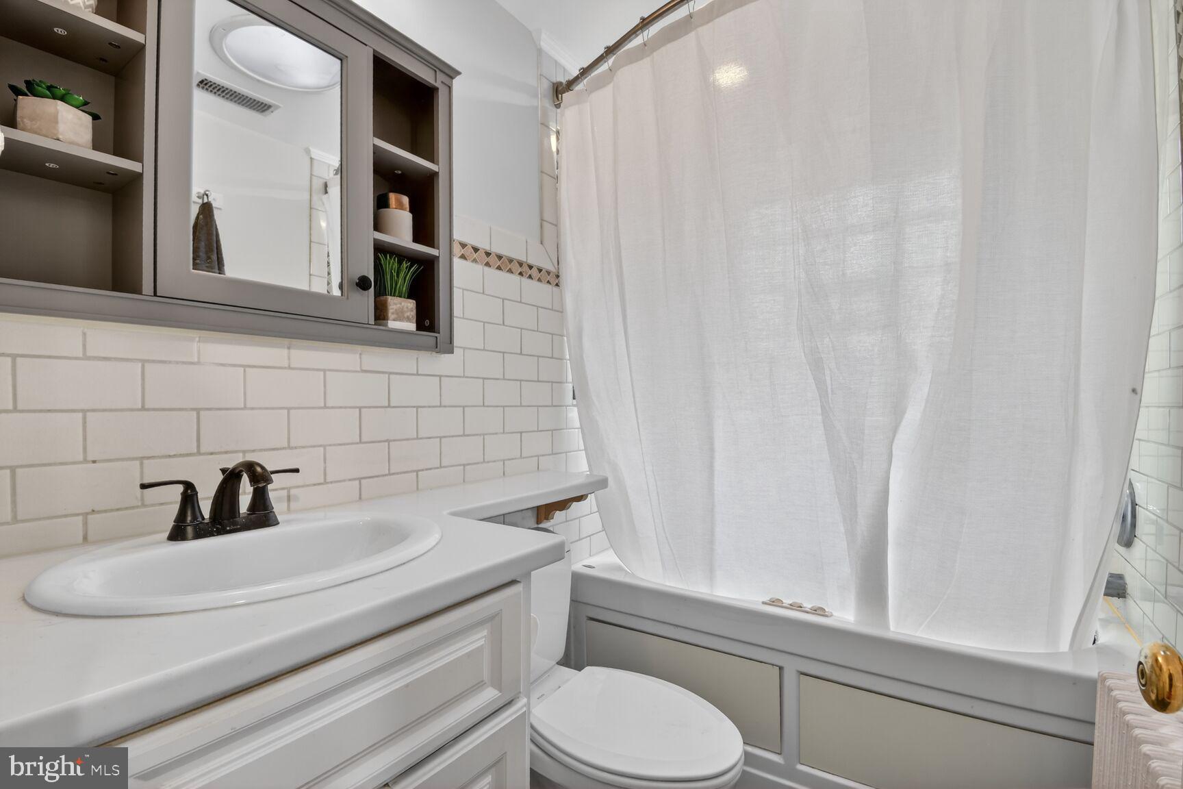 TAKOMA PARK - Residential