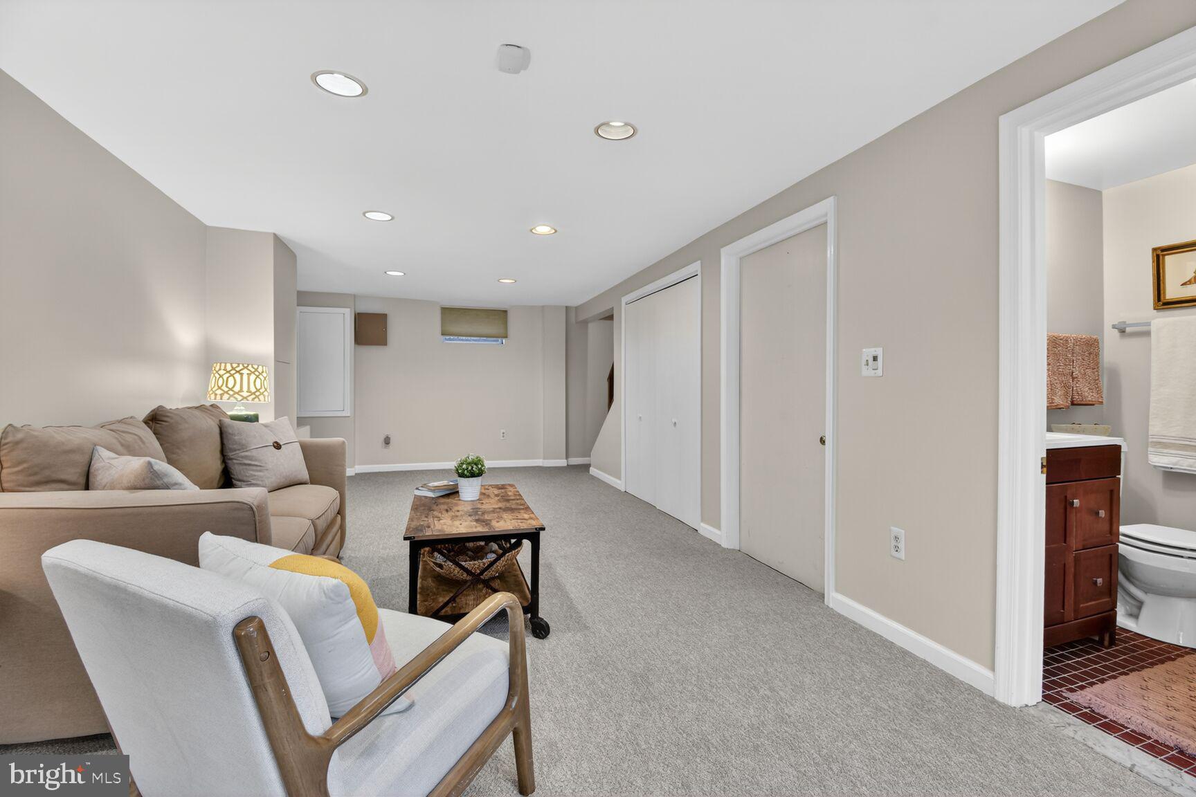 TAKOMA PARK - Residential