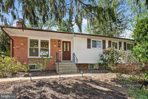 7303 EPPING AVENUE FORT WASHINGTON MD 20744