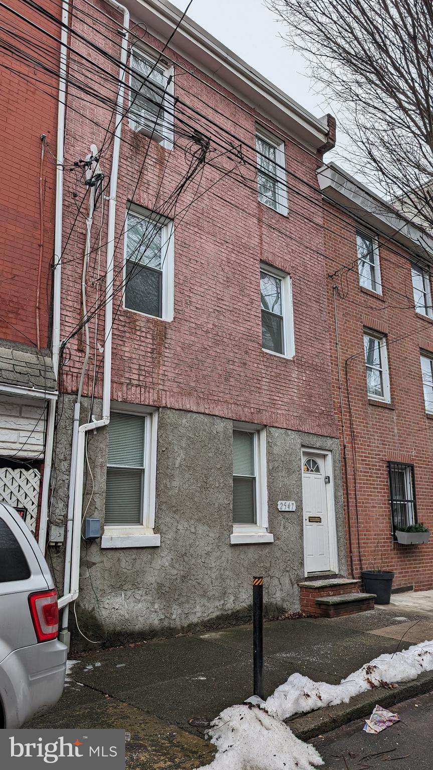 OLDE RICHMOND - Residential Lease