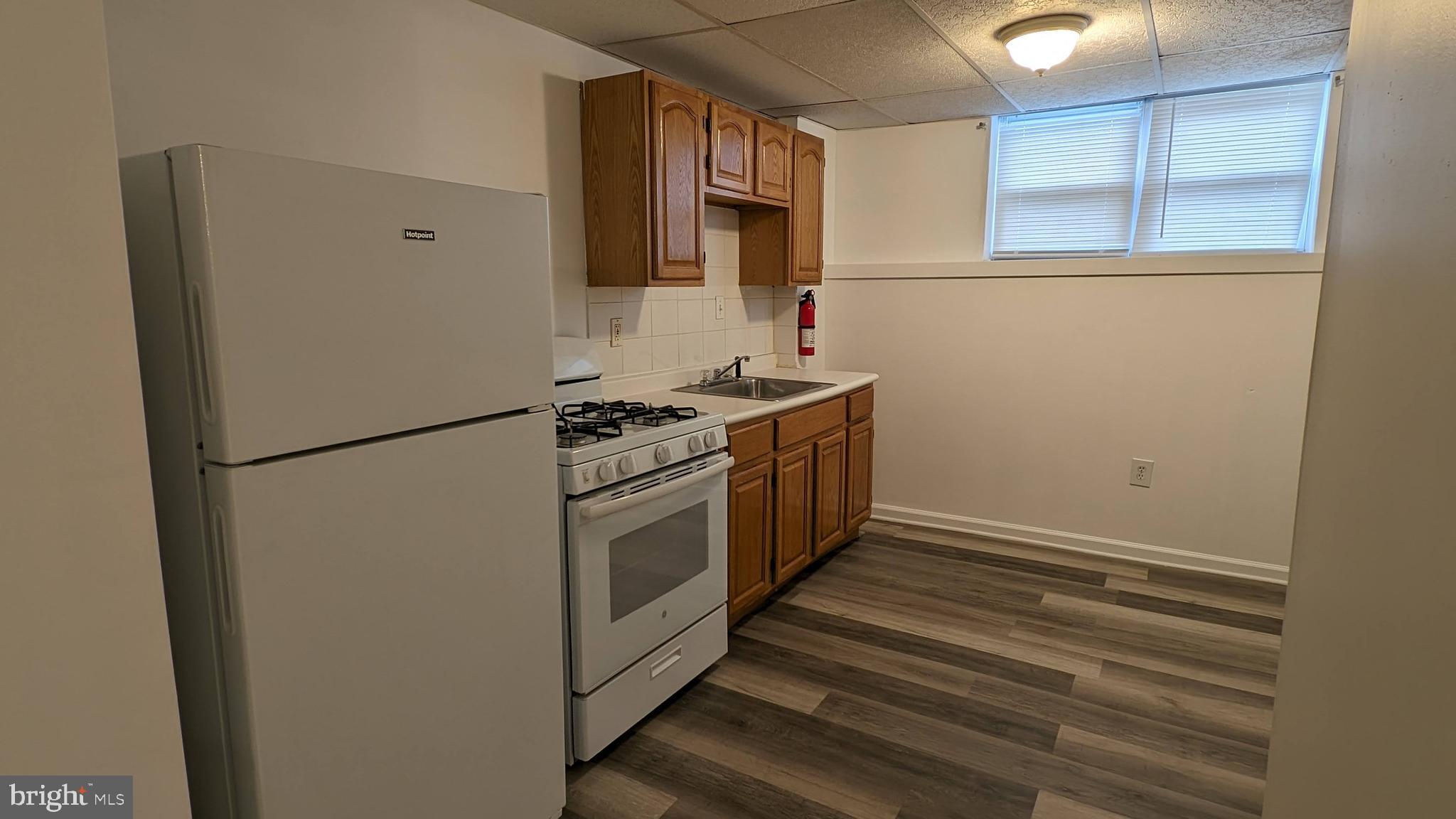 OLDE RICHMOND - Residential Lease