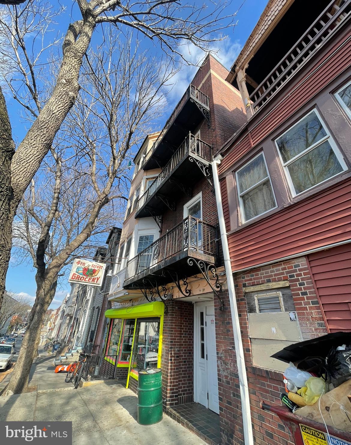 401 WALNUT STREET