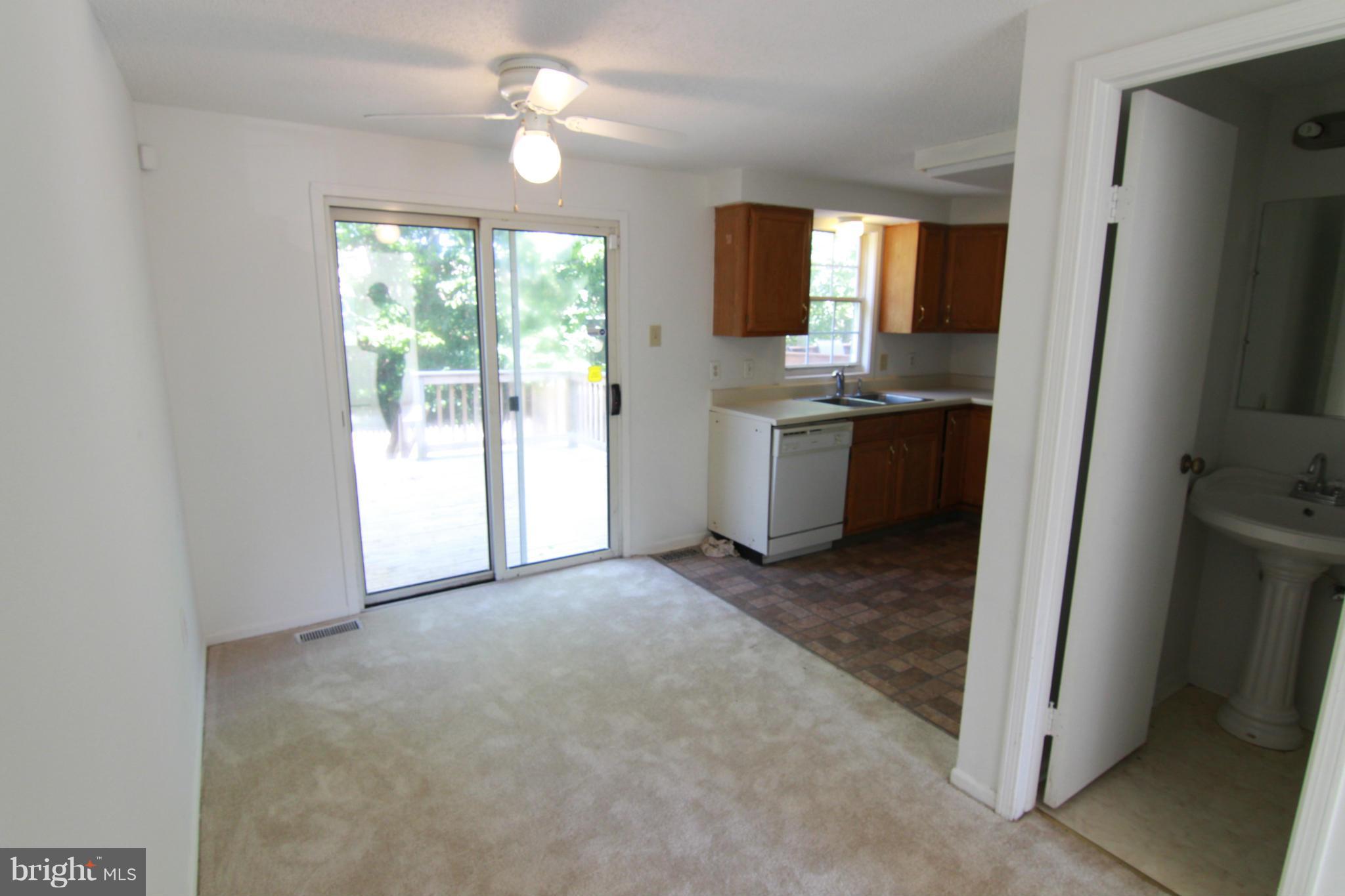 MARYS CHOICE - Residential Lease