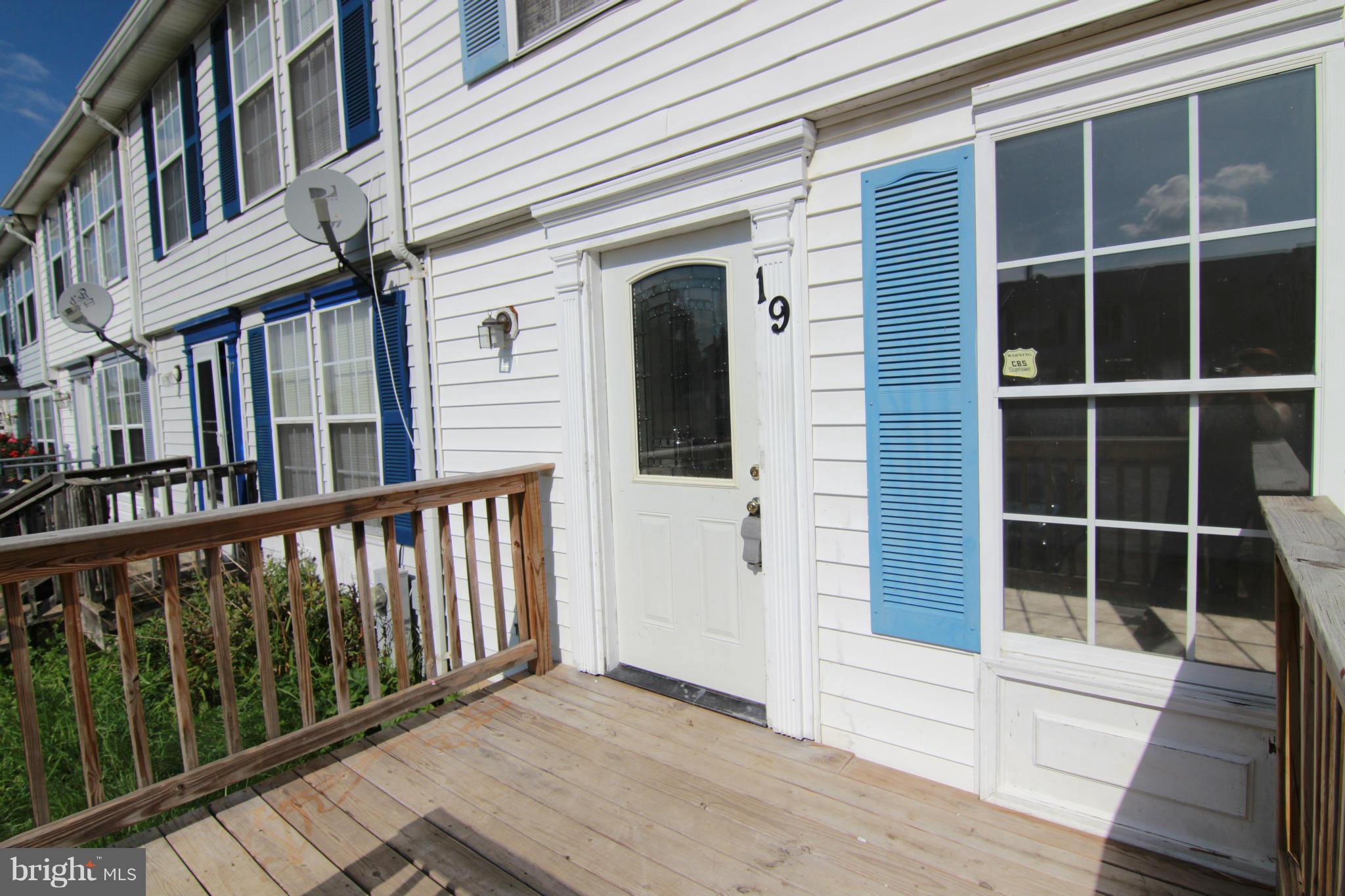 MARYS CHOICE - Residential Lease