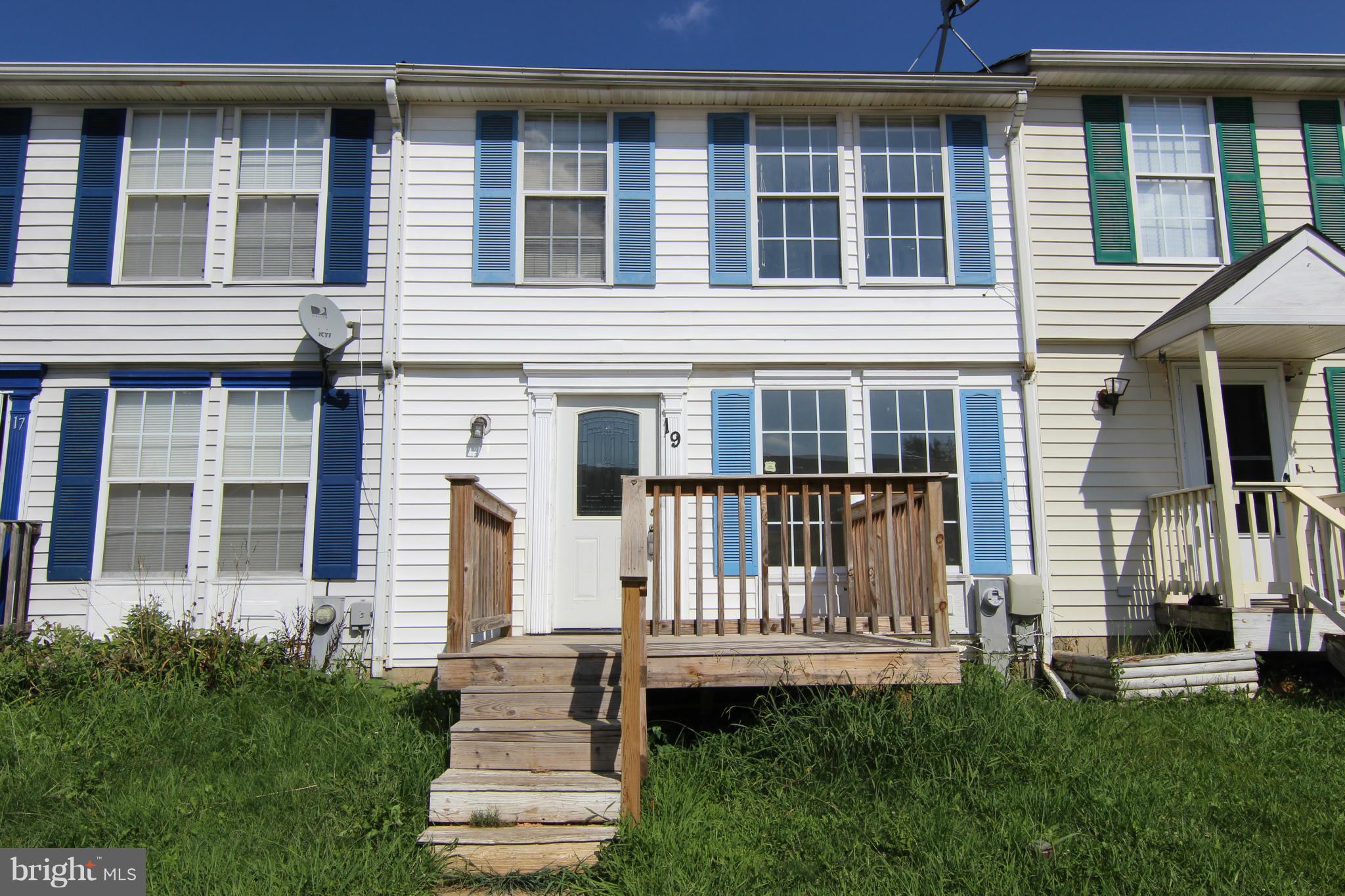 MARYS CHOICE - Residential Lease