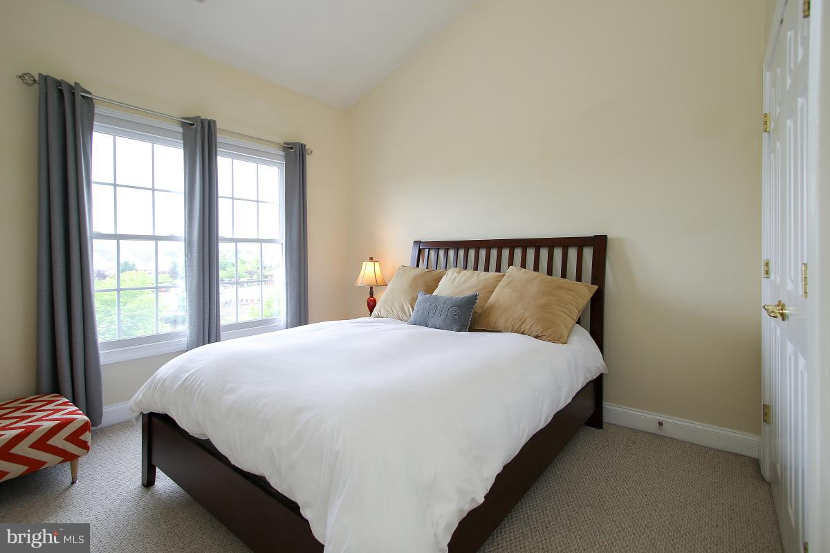 PIEDMONT SOUTH - Residential