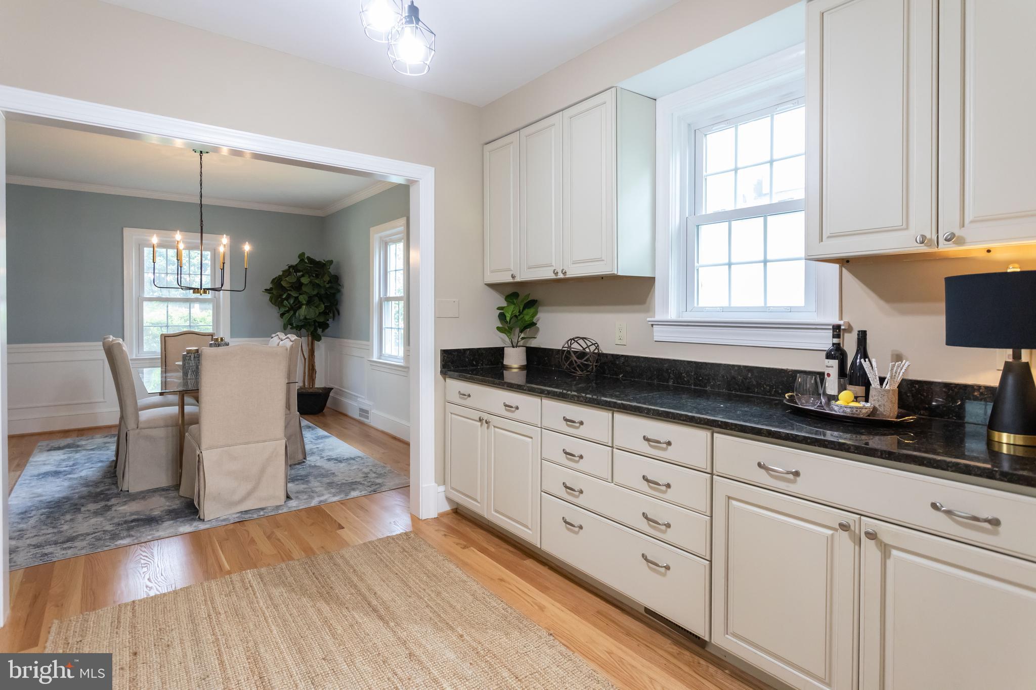 COUNTRY CLUB GROVE - Residential