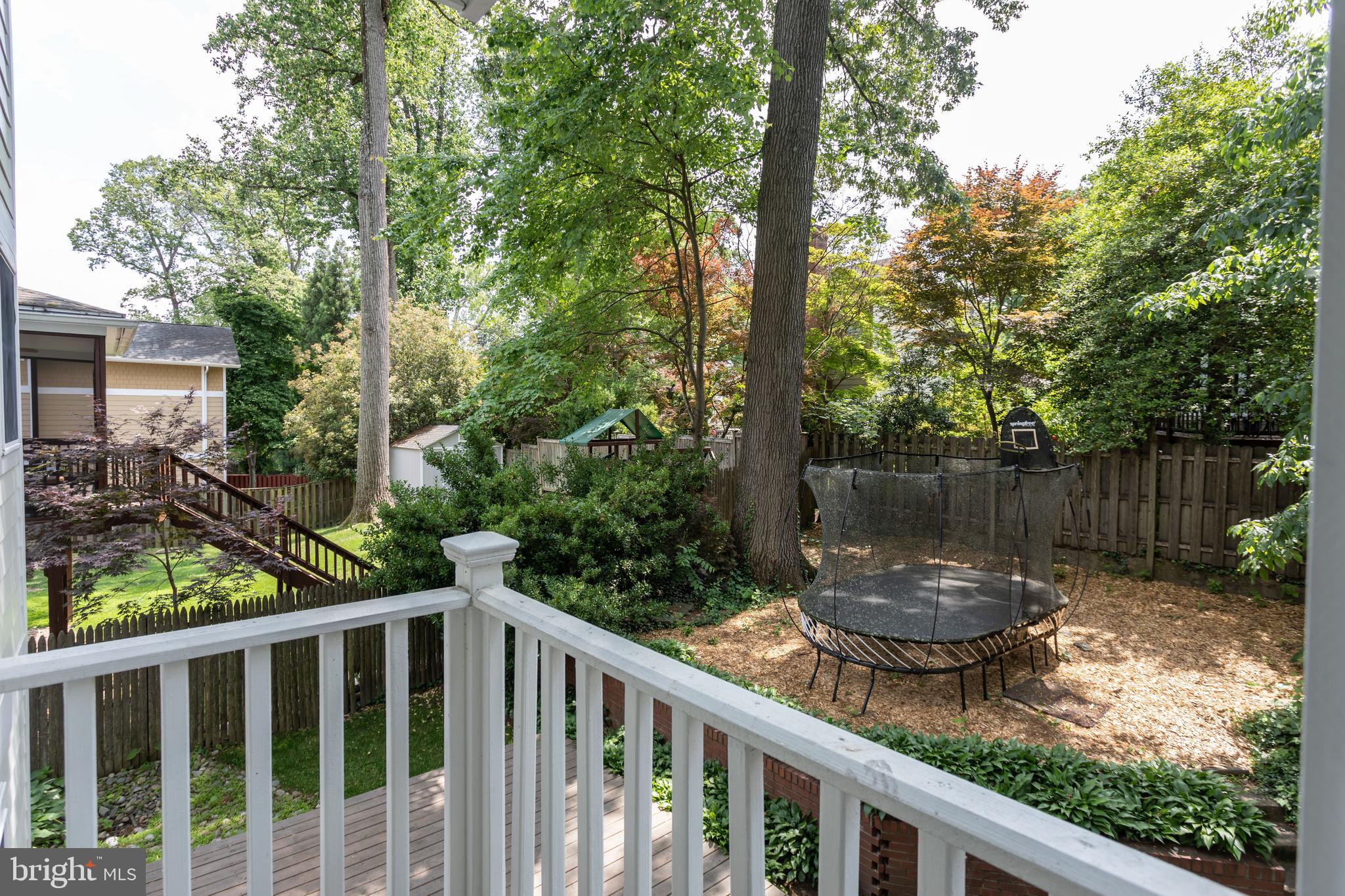 COUNTRY CLUB GROVE - Residential