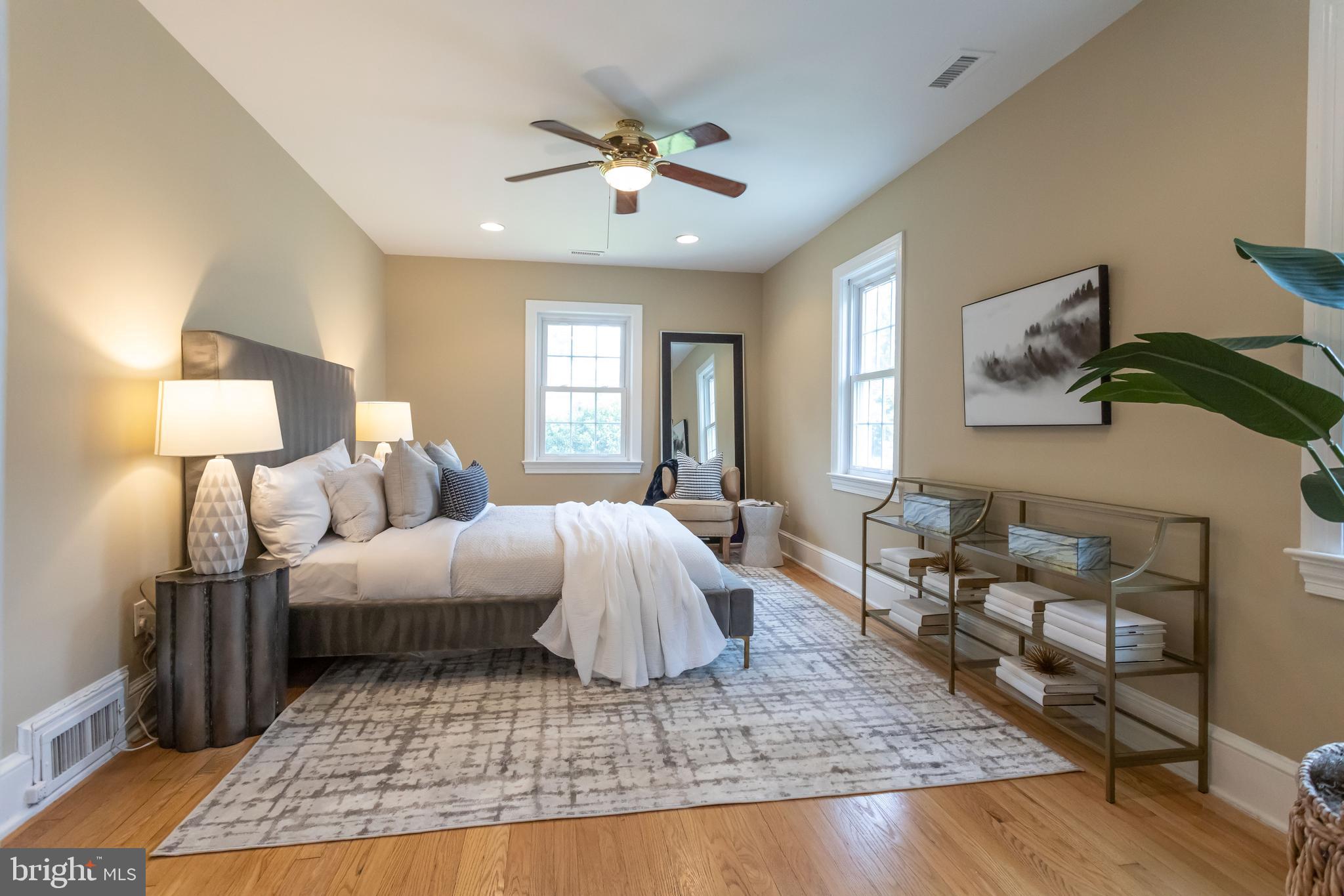 COUNTRY CLUB GROVE - Residential