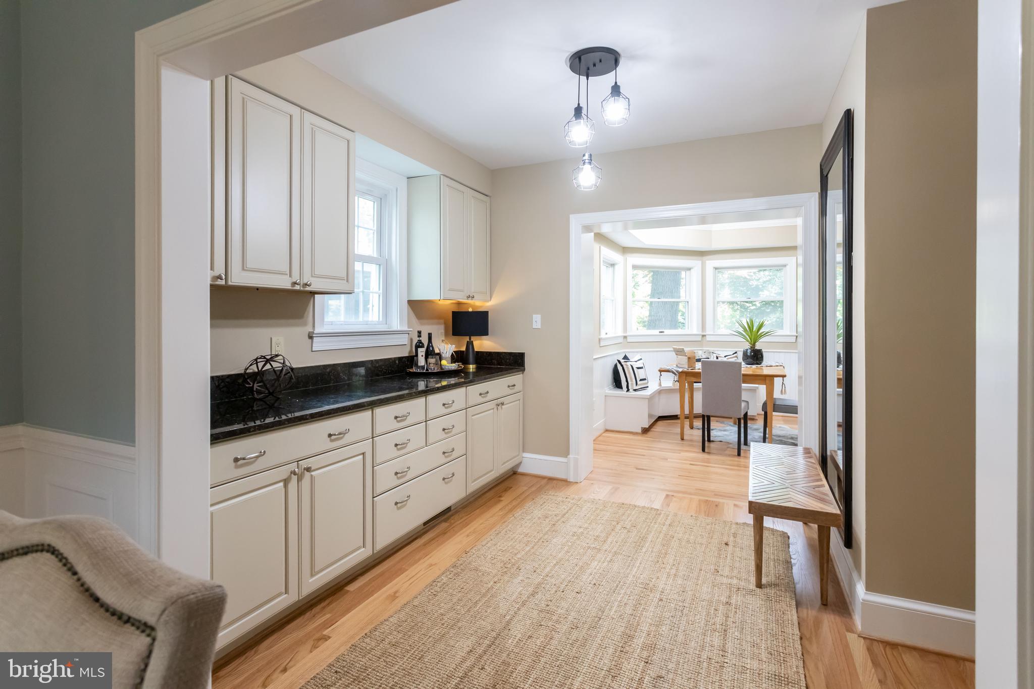 COUNTRY CLUB GROVE - Residential