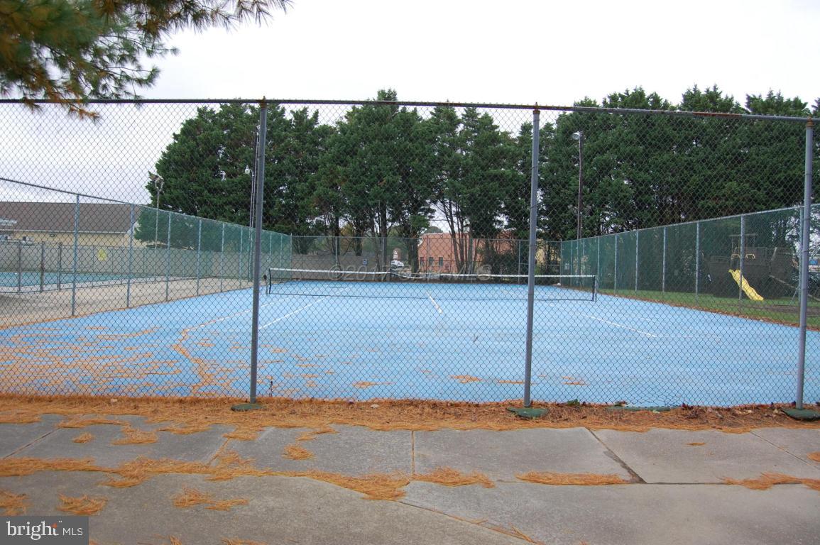 TAMARAC VILLAGE - Residential