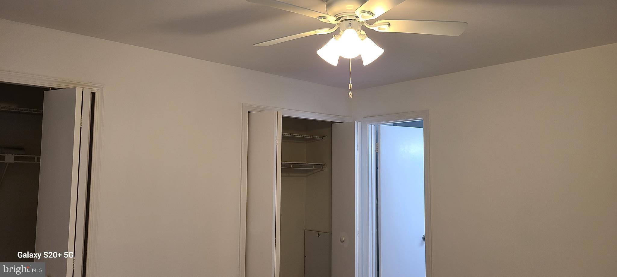 GREENCASTLE MANOR - Residential