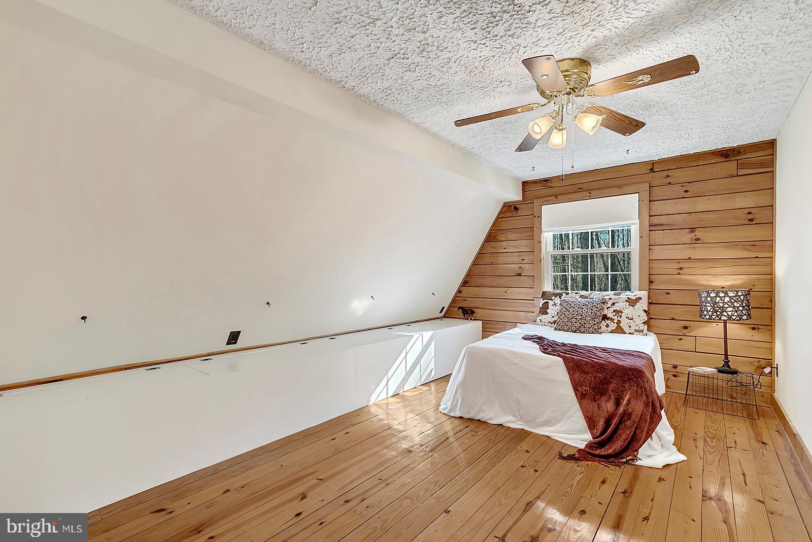 DEERFIELD ESTATES - Residential