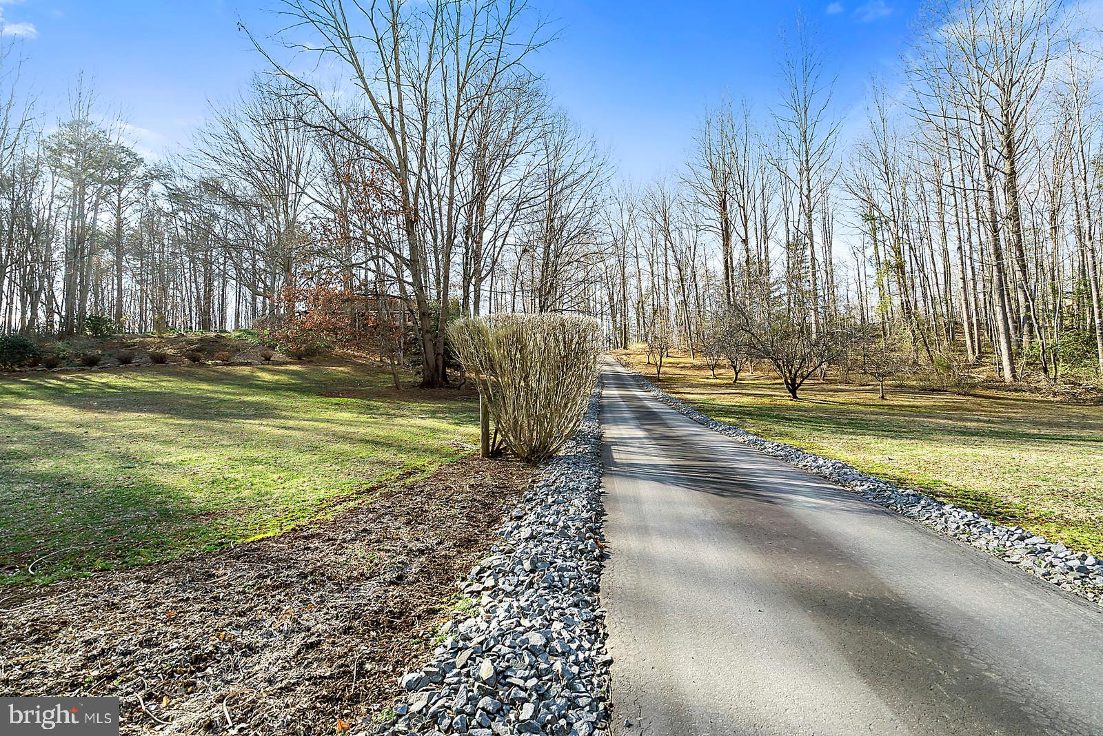 DEERFIELD ESTATES - Residential