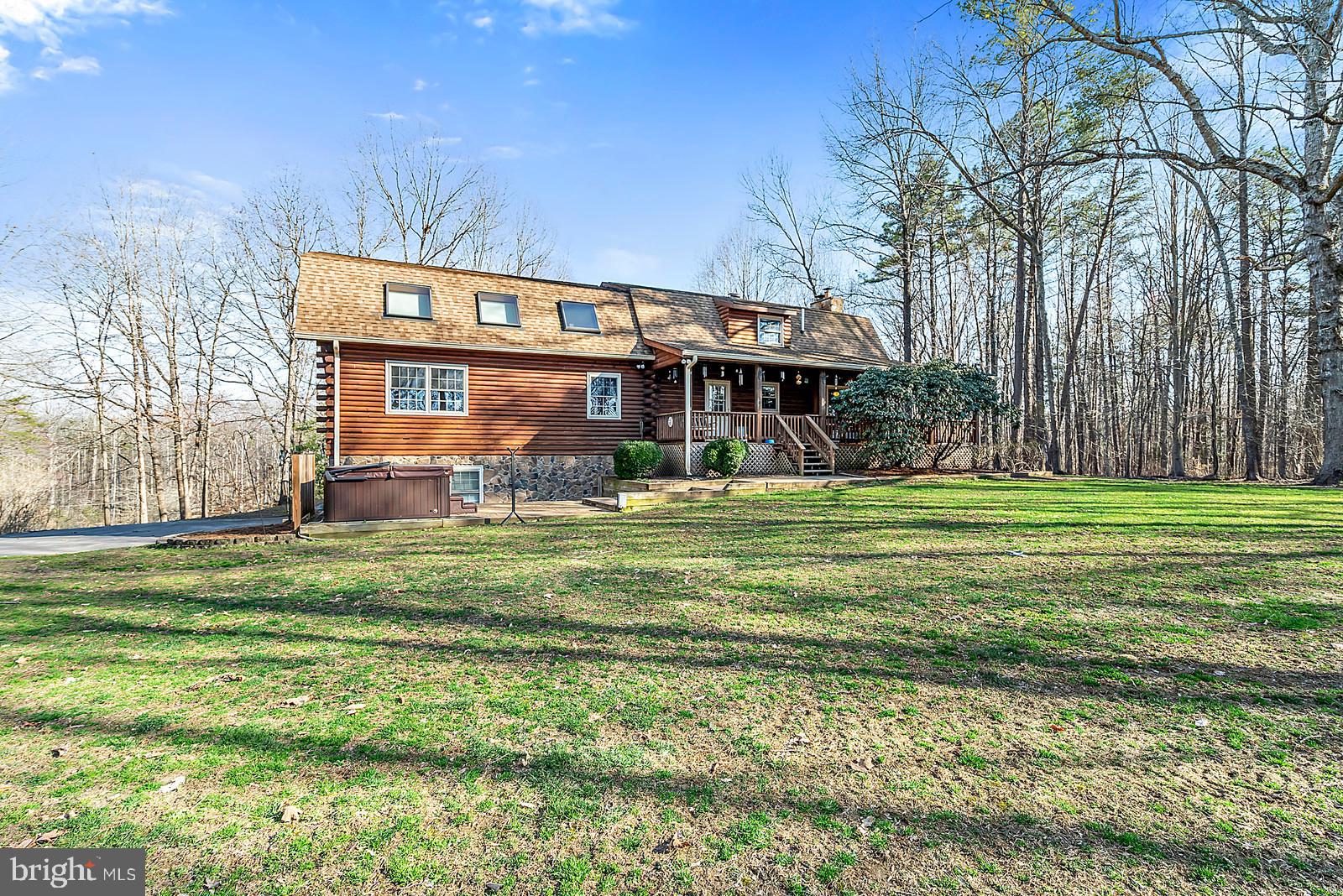 DEERFIELD ESTATES - Residential