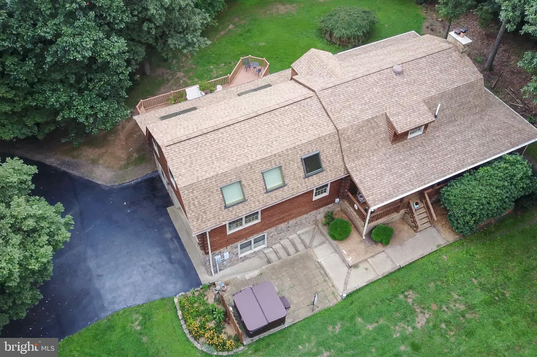 DEERFIELD ESTATES - Residential