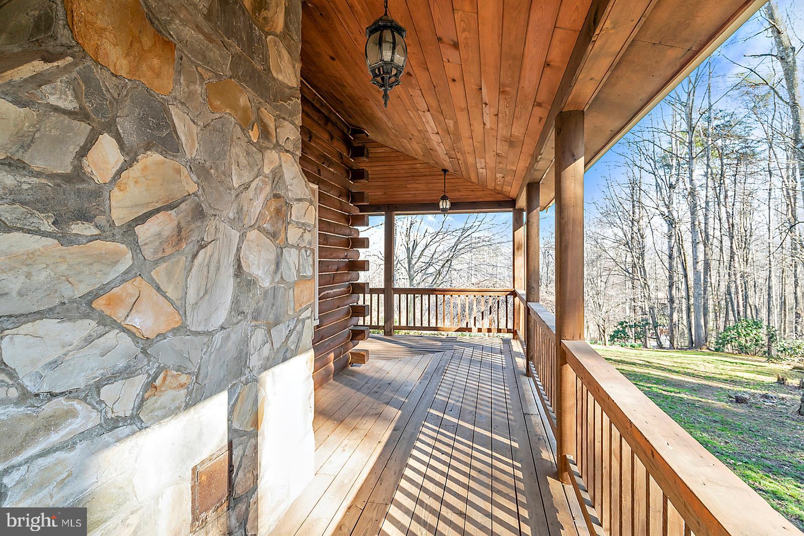 DEERFIELD ESTATES - Residential