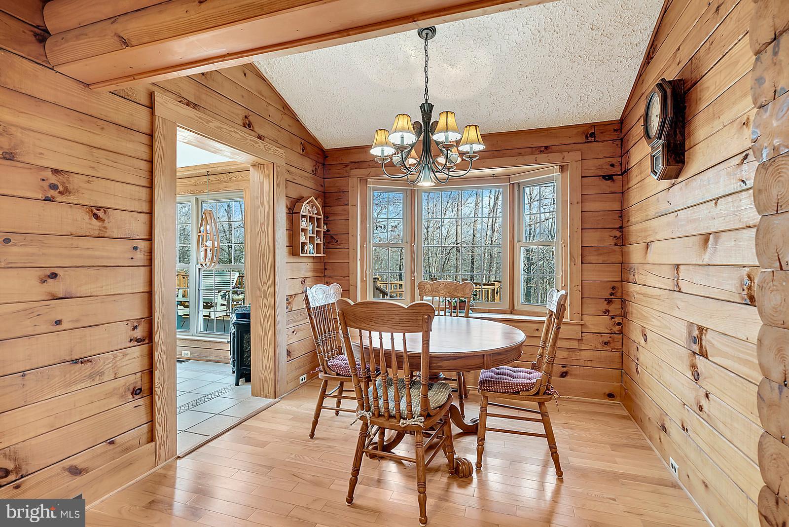 DEERFIELD ESTATES - Residential