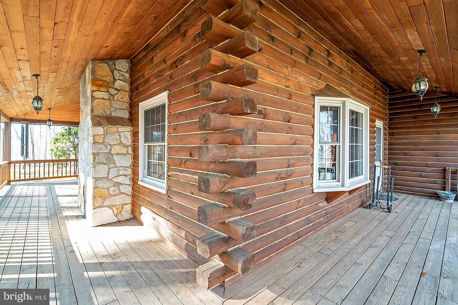 DEERFIELD ESTATES - Residential