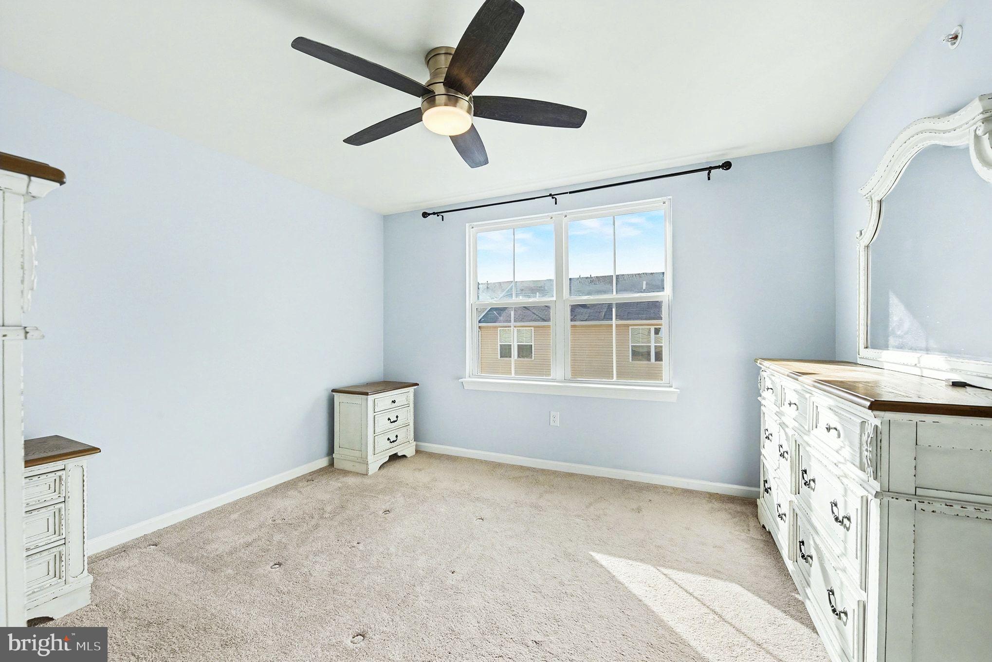 FOXWOOD RIDGE - Residential