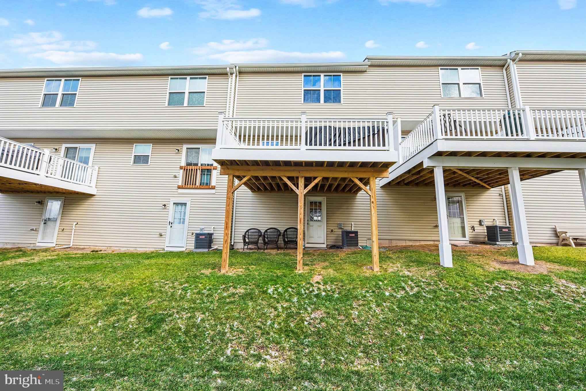 FOXWOOD RIDGE - Residential