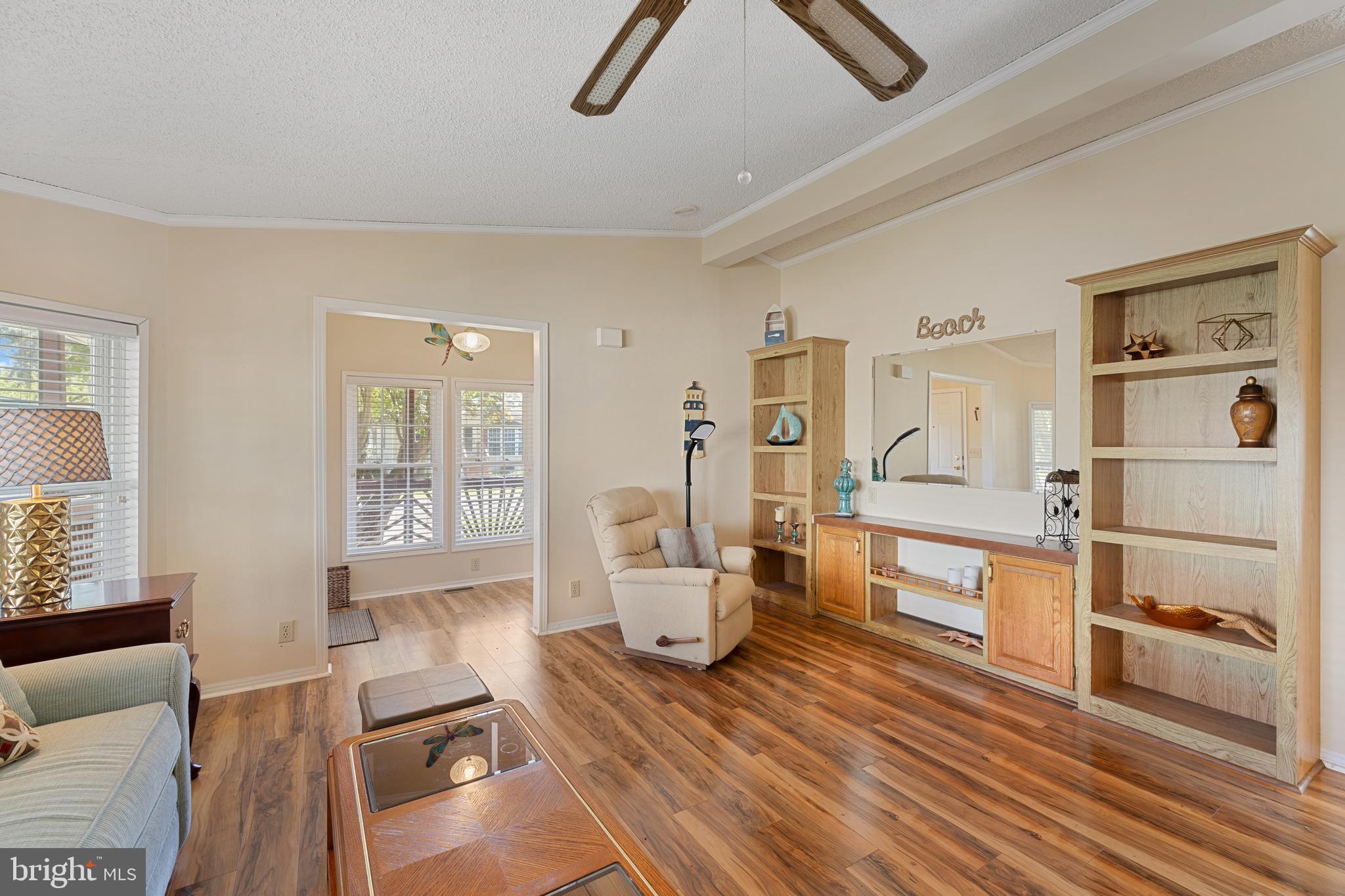 ANGOLA ESTATES - Residential