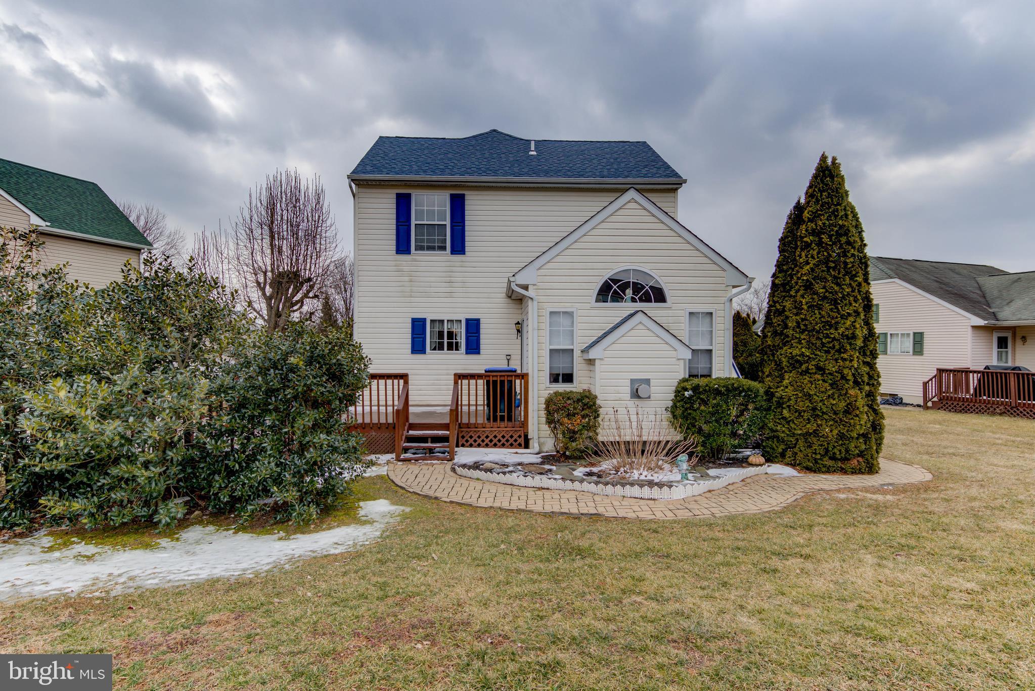 YORKTOWN - Residential