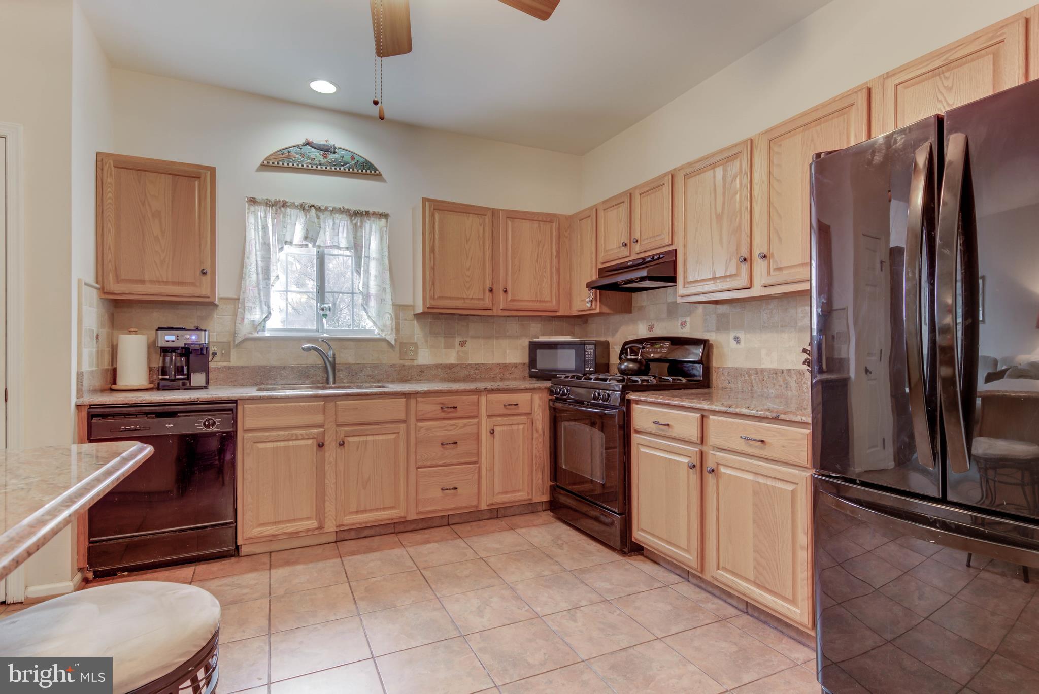 YORKTOWN - Residential