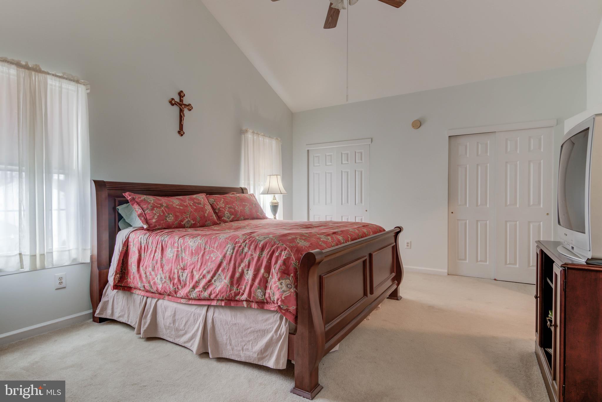 YORKTOWN - Residential