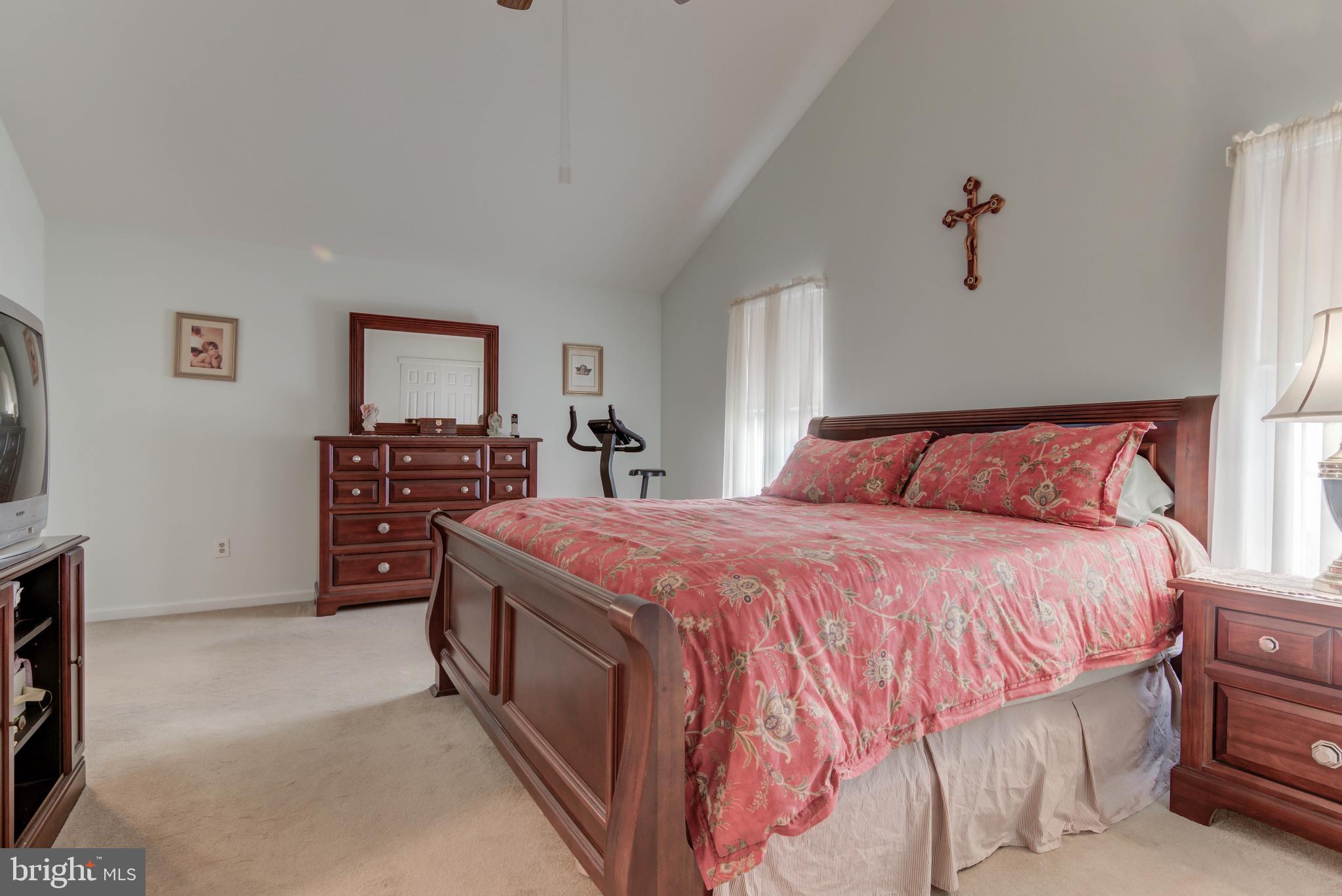 YORKTOWN - Residential