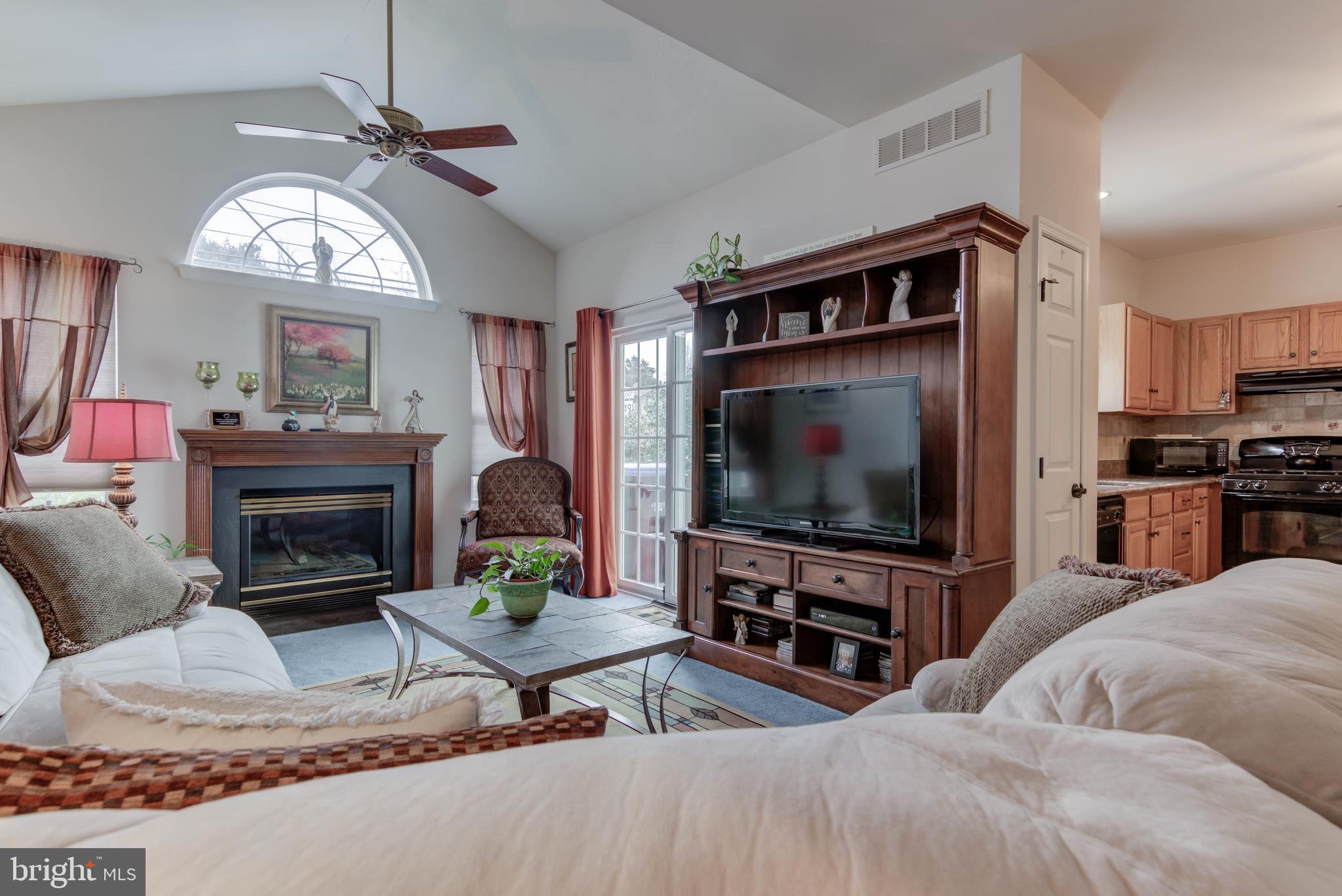 YORKTOWN - Residential