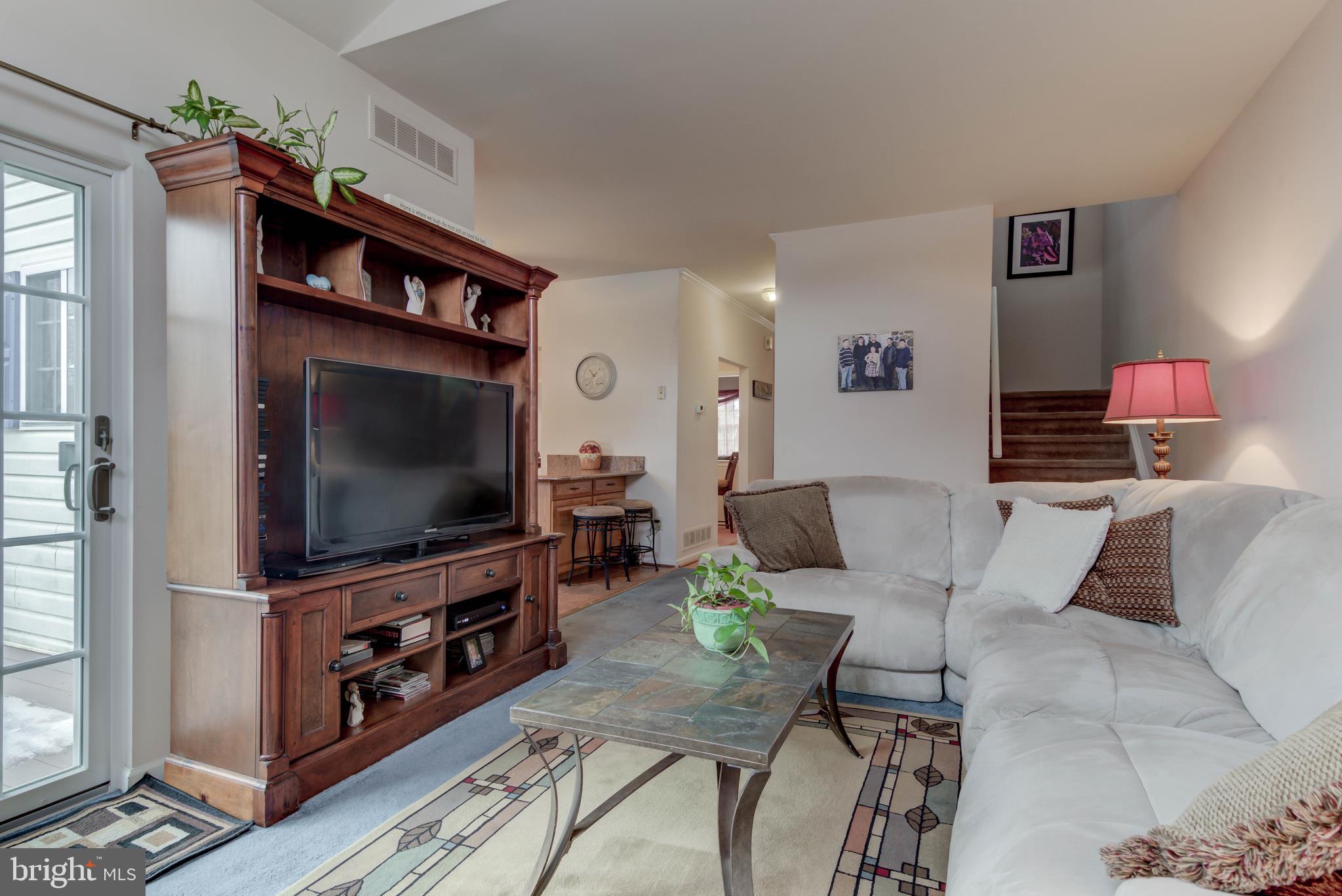 YORKTOWN - Residential