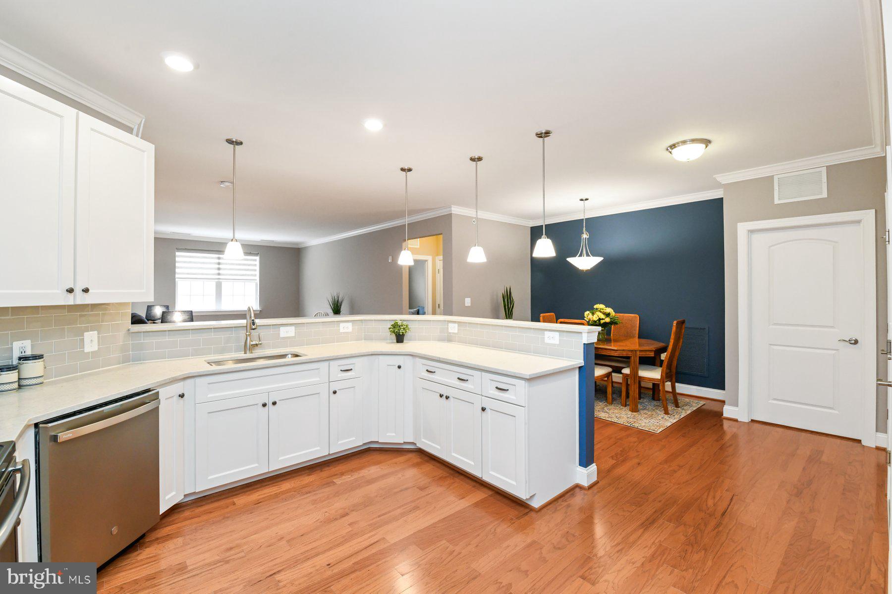 OVERLOOK AT GATEWAY - Residential