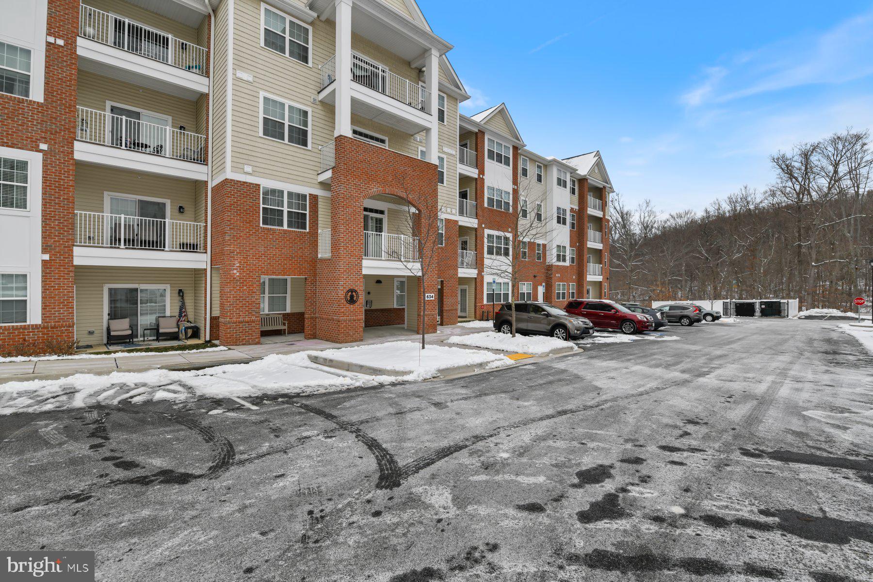 OVERLOOK AT GATEWAY - Residential