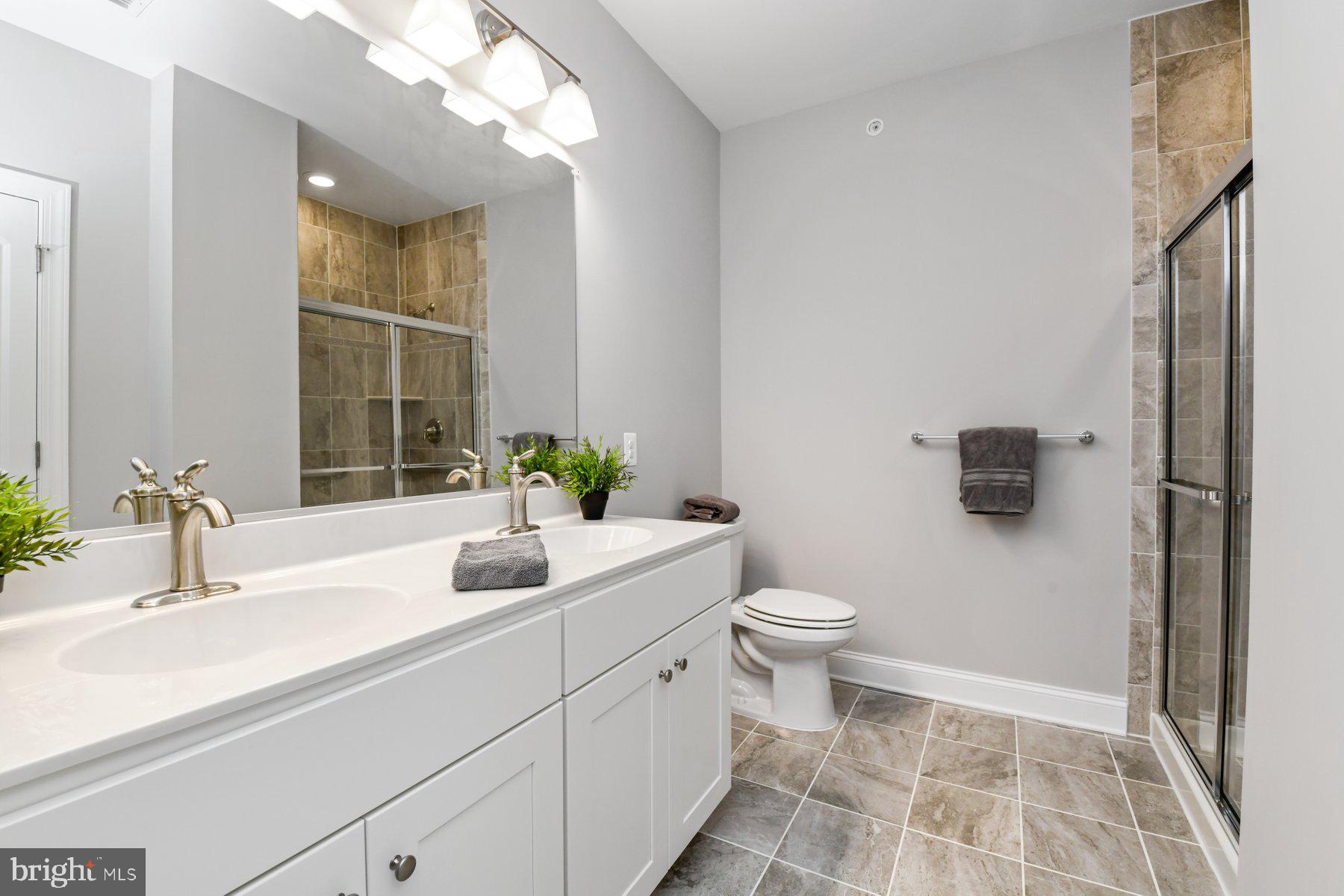 OVERLOOK AT GATEWAY - Residential