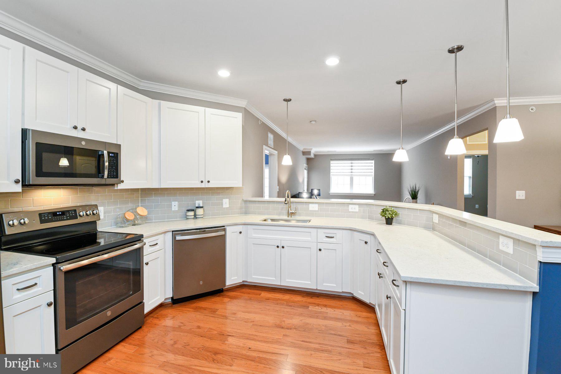 OVERLOOK AT GATEWAY - Residential