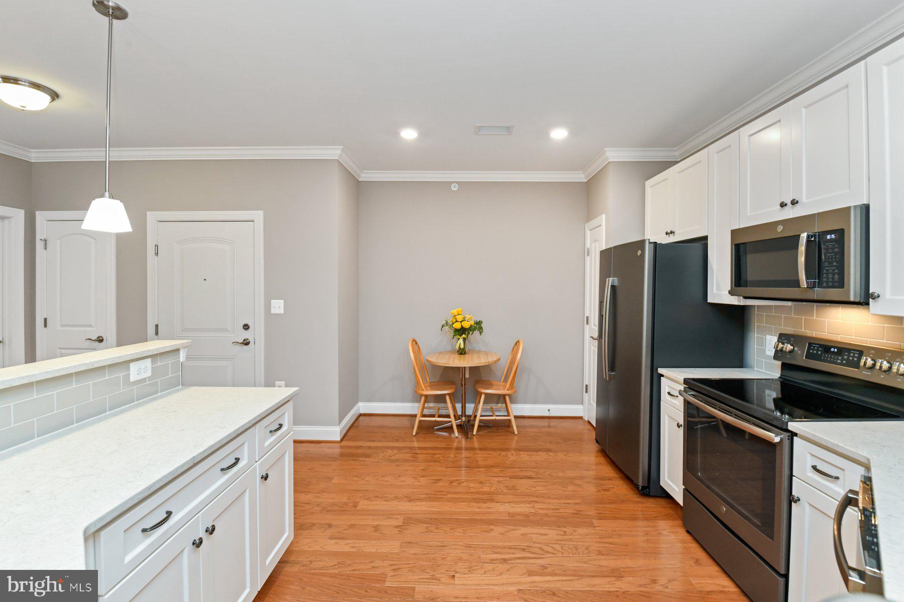 OVERLOOK AT GATEWAY - Residential